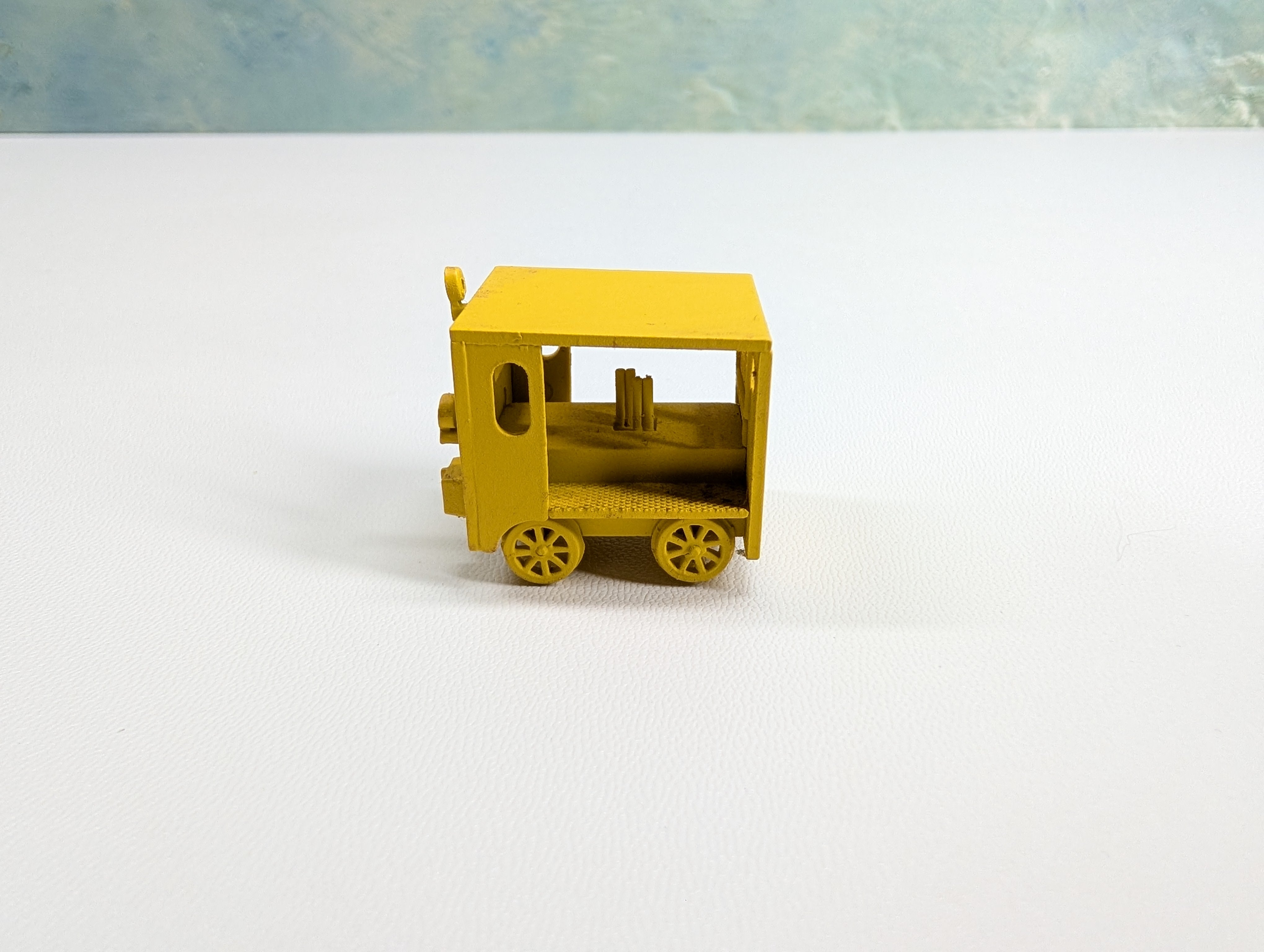 USED HO Scale Trackside Vehicle, Speeder Shed Vehicle