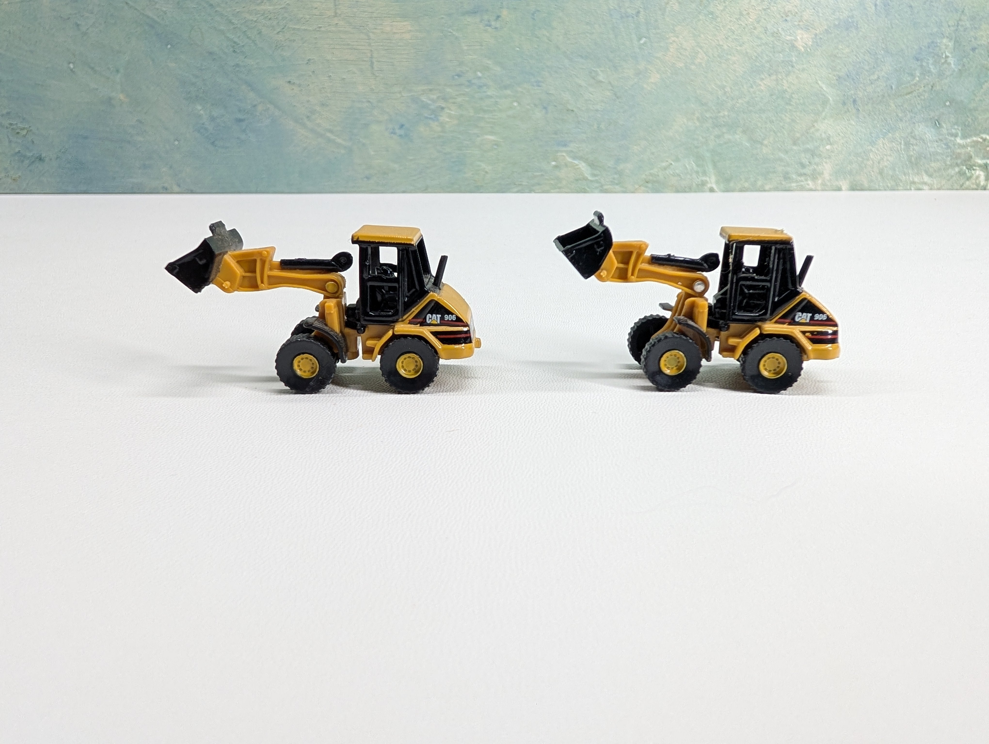USED Norscot Lot of CAT 906 Wheel Loaders, Construction Vehicle (4 pcs)