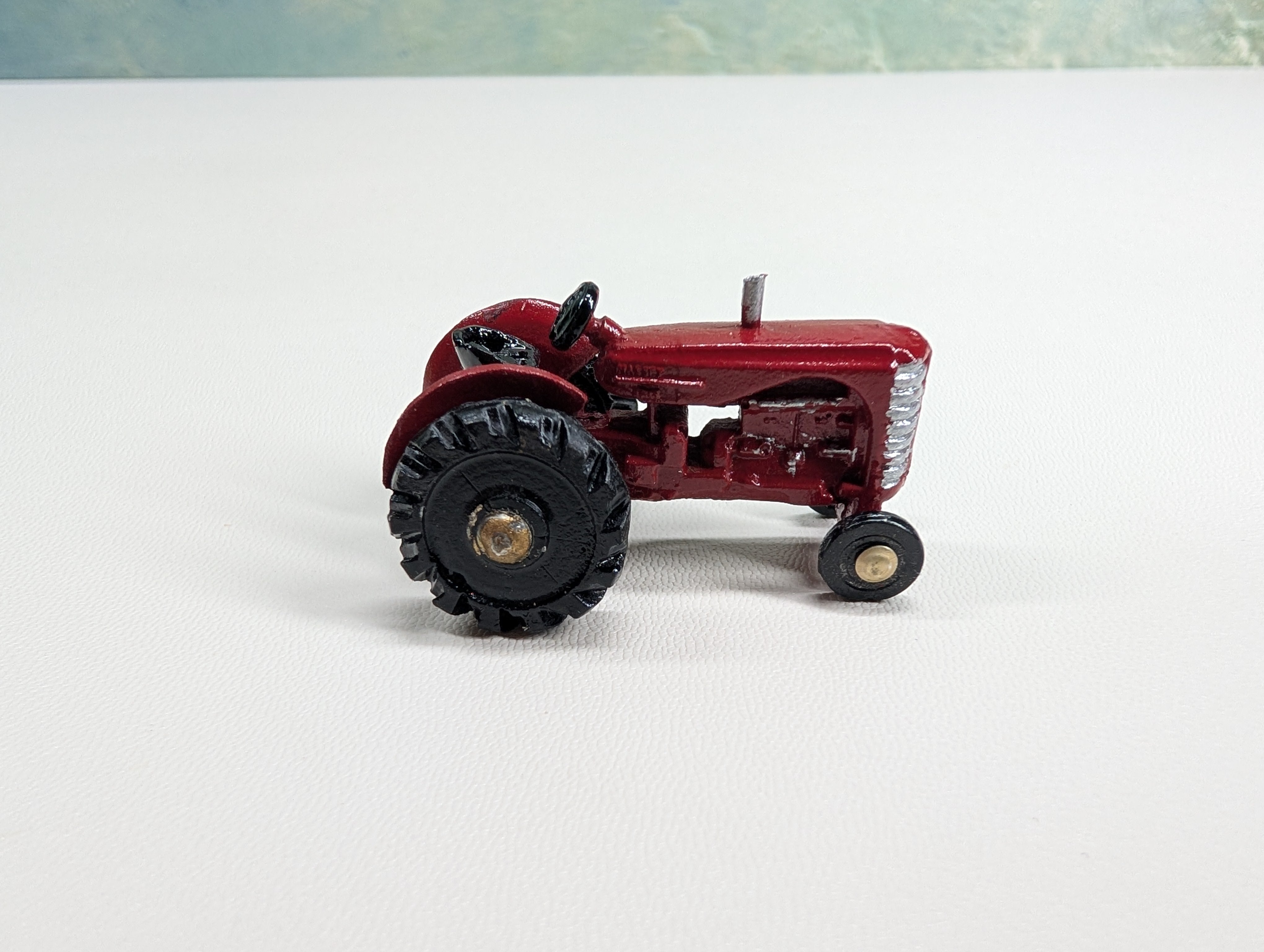 USED HO Scale Red Tractor, Cast Metal