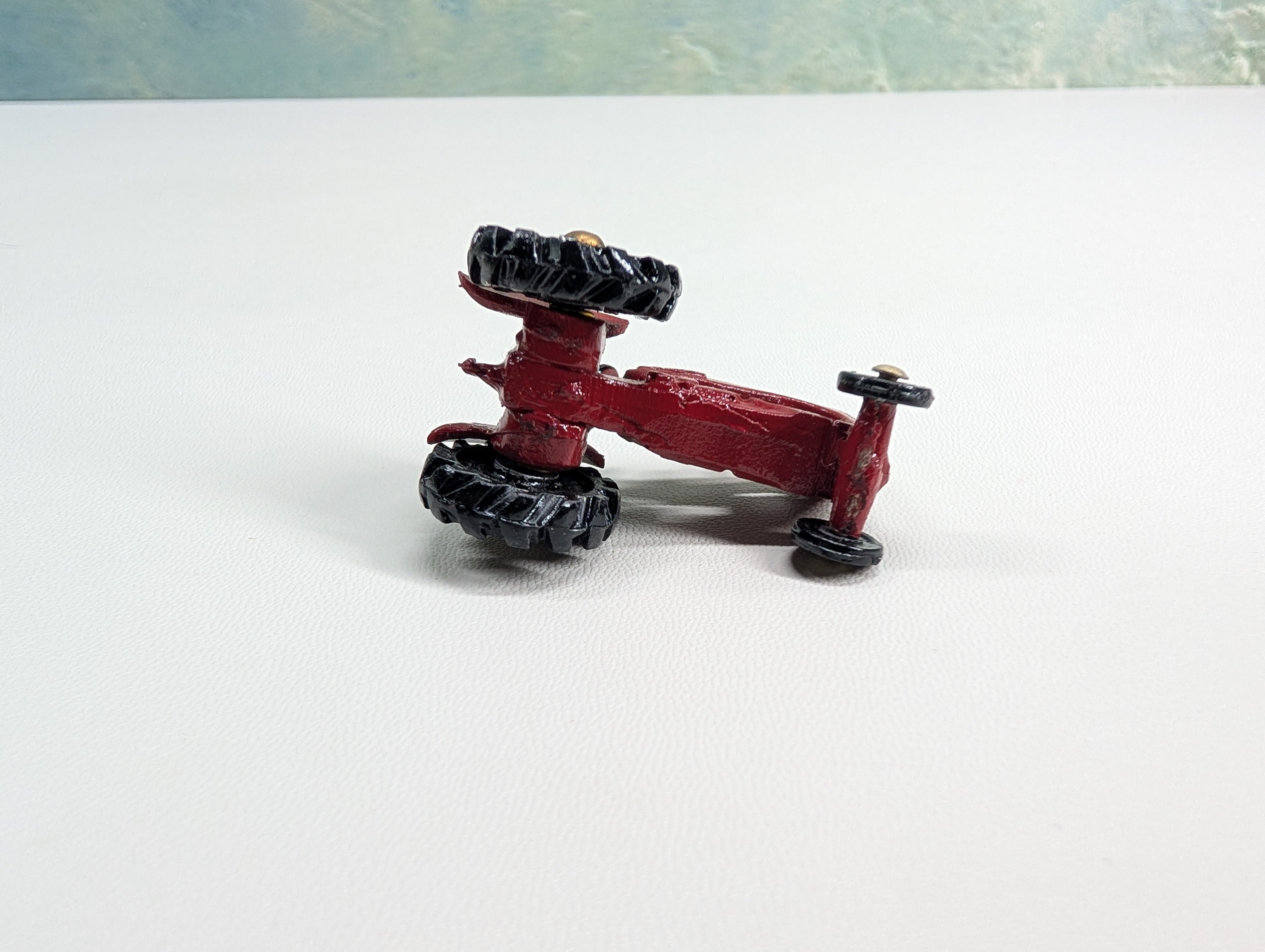USED HO Scale Red Tractor, Cast Metal