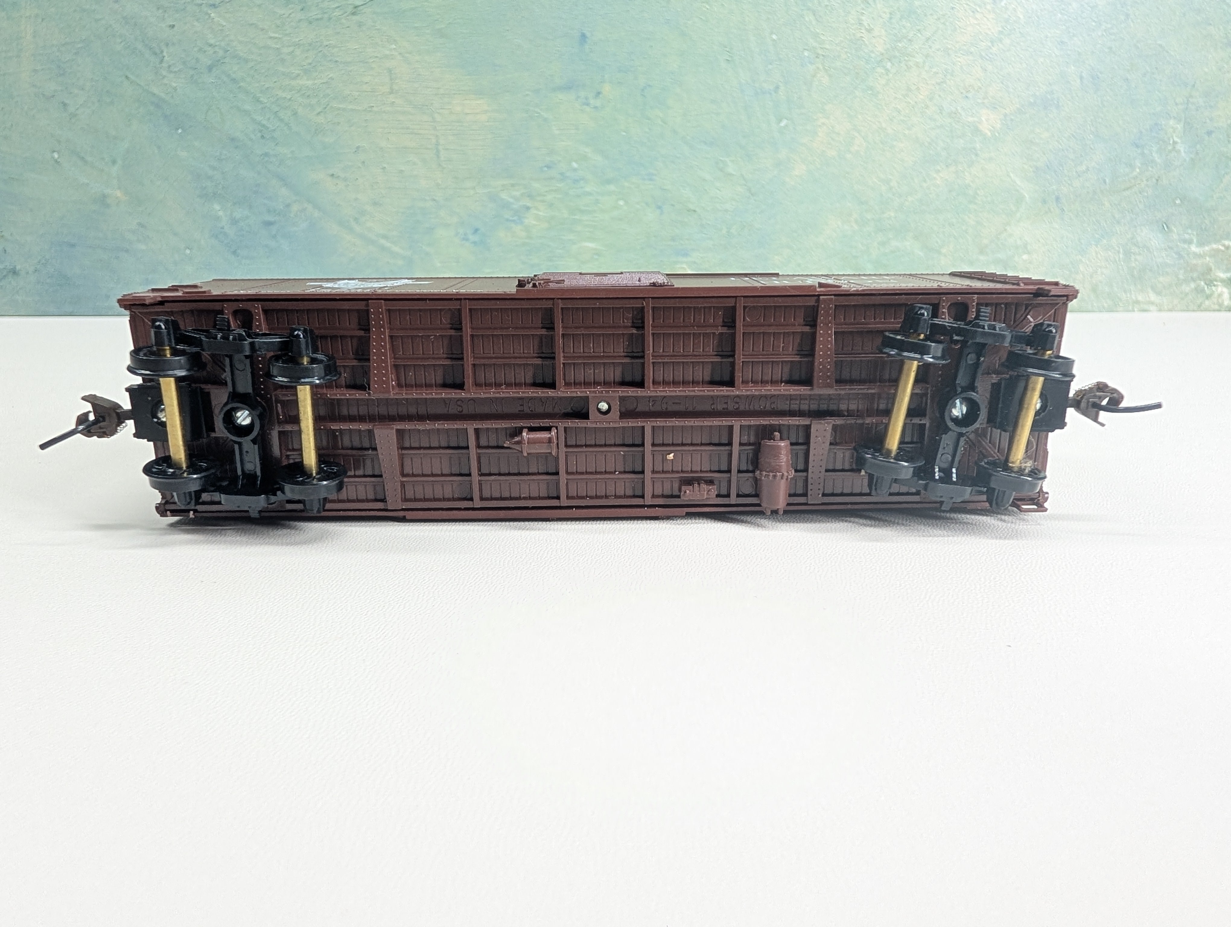 USED Bowser HO Scale 40' Box Car Delaware and Hudson D&H #18232