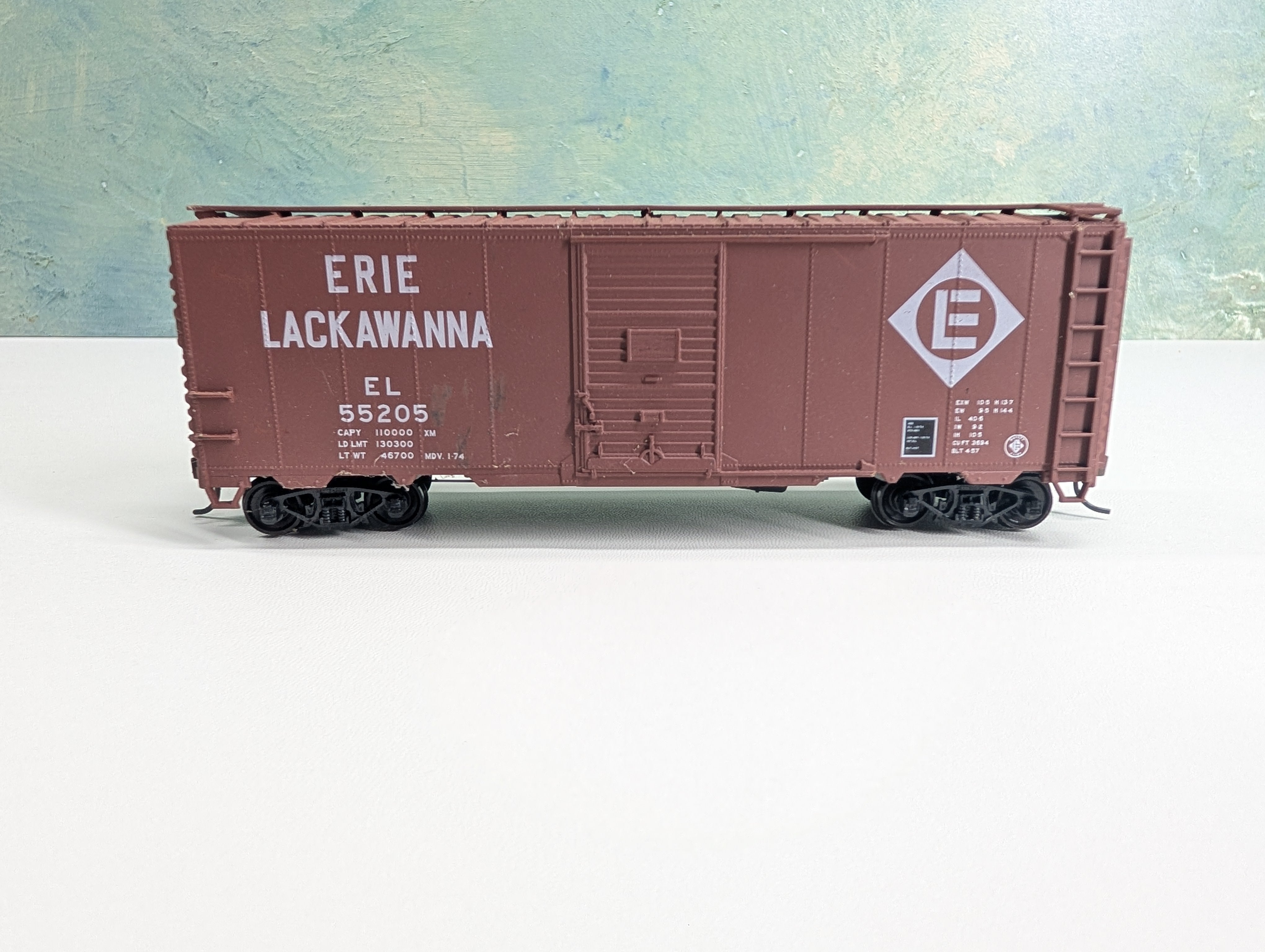 USED Accurail HO Scale 40' Box Car Erie Lackawanna EL #55205