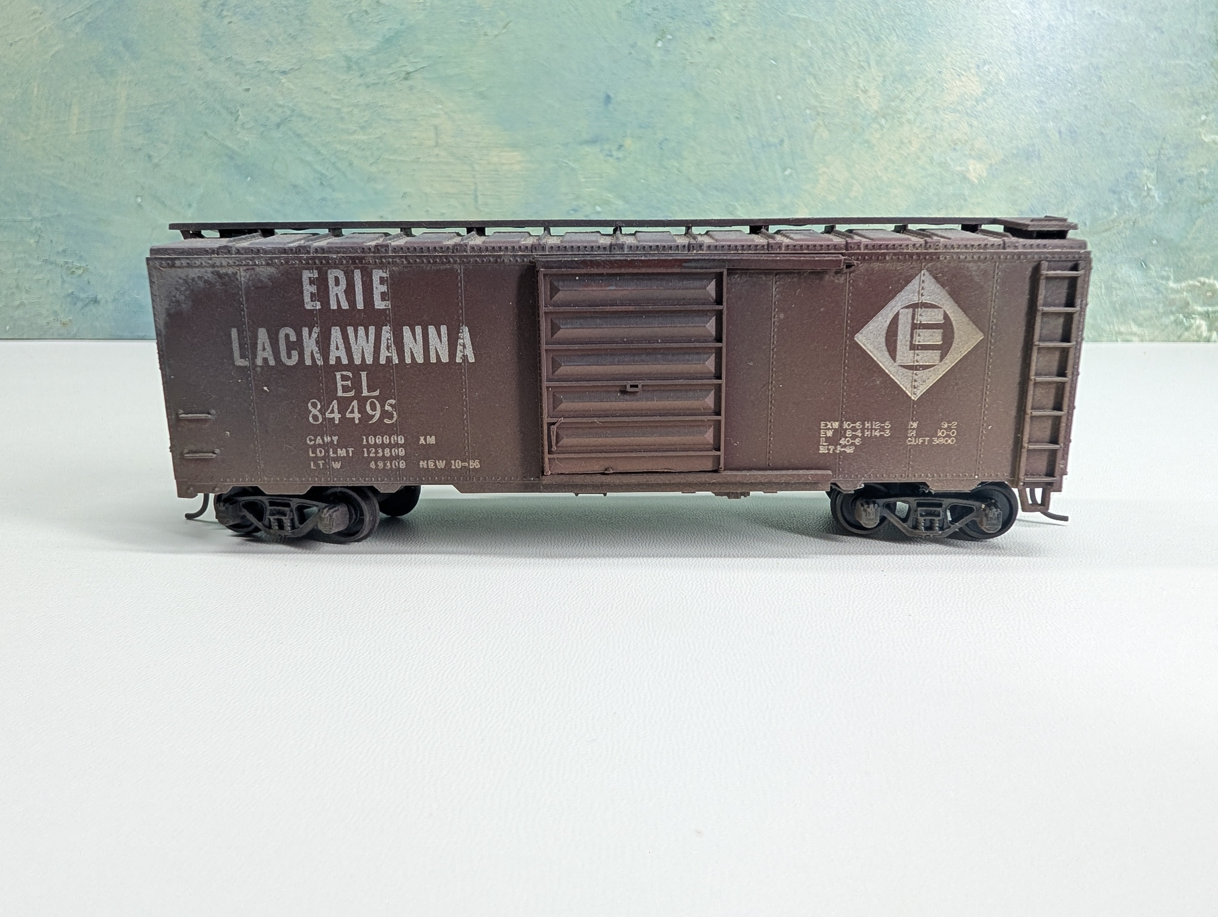 USED Athearn HO Scale 40' Box Car Erie Lackawanna EL #84495 Weathered