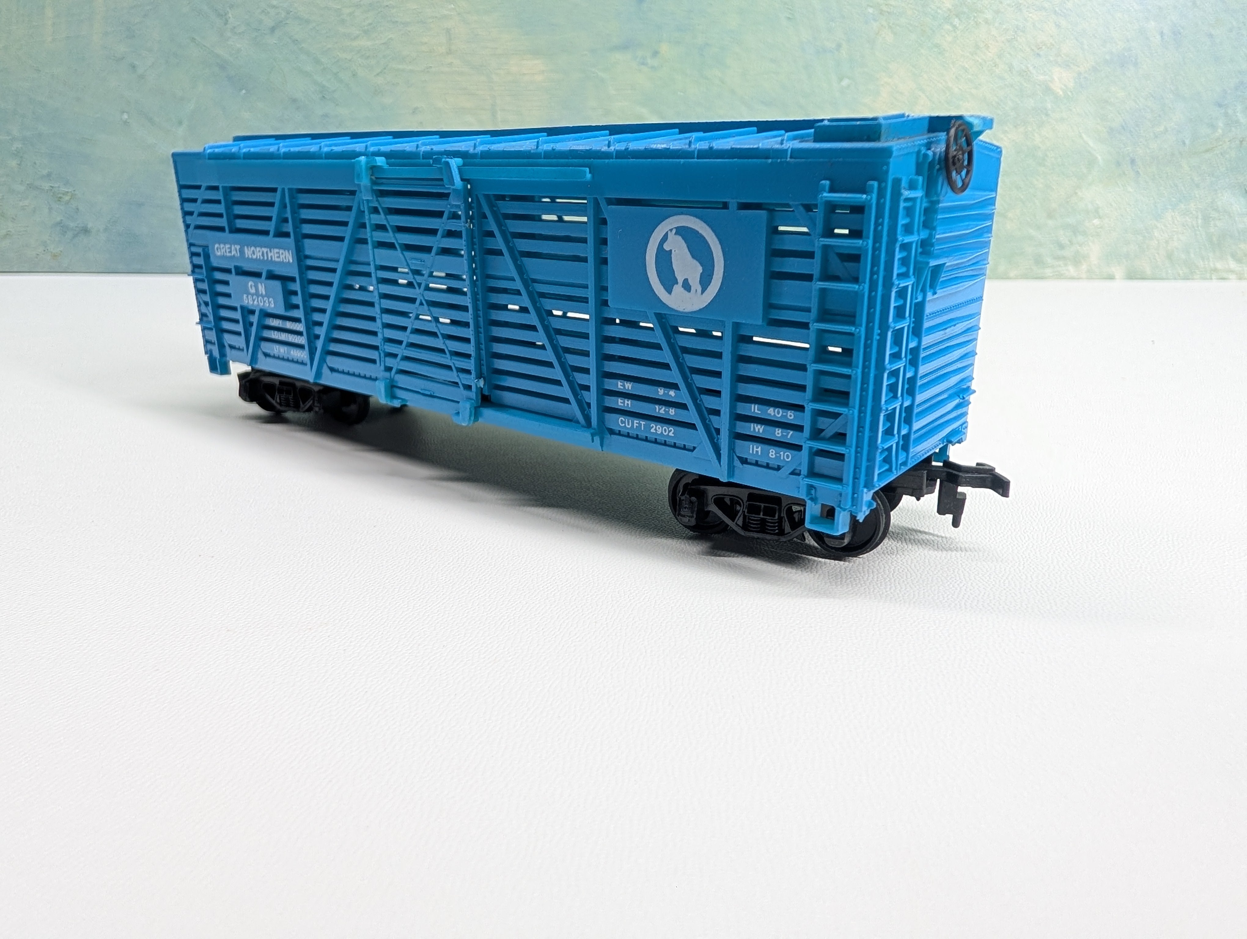 USED HO Scale 40' Cattle Stock Car Great Northern GN #582033