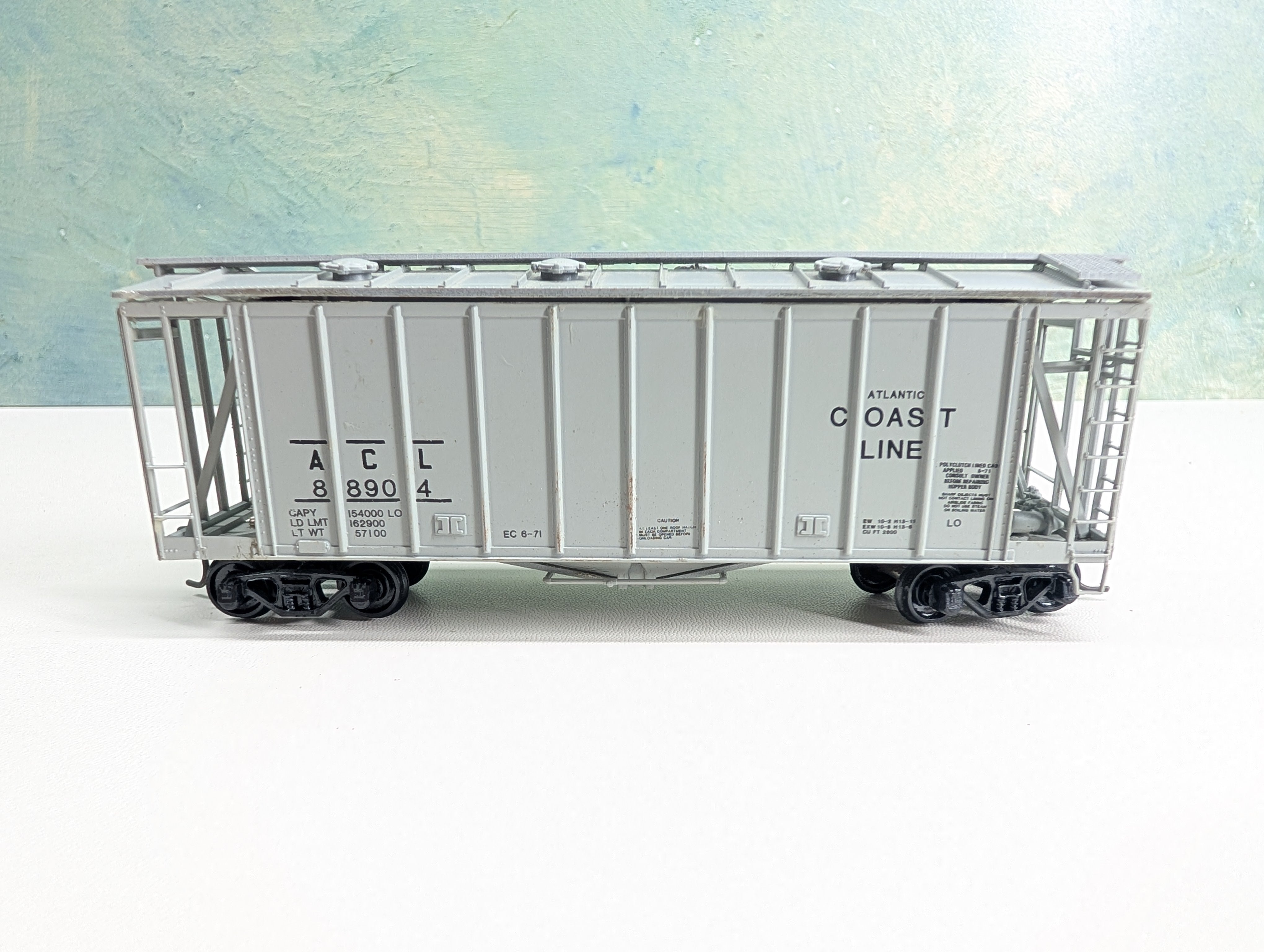 USED Walthers HO Scale Covered Hopper Atlantic Coast Line ACL #88904