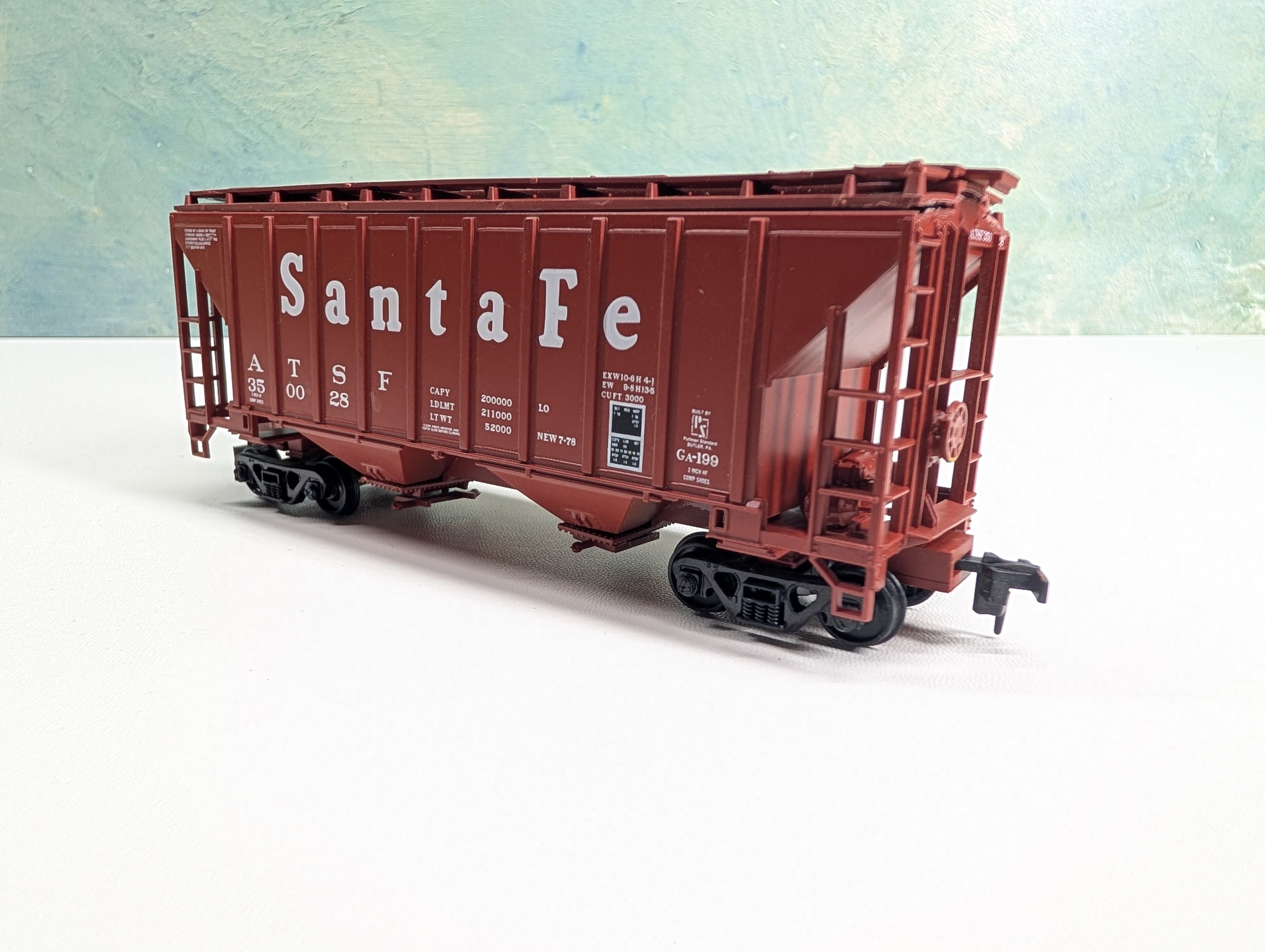 USED HO Scale Covered Hopper Santa Fe ATSF #350028