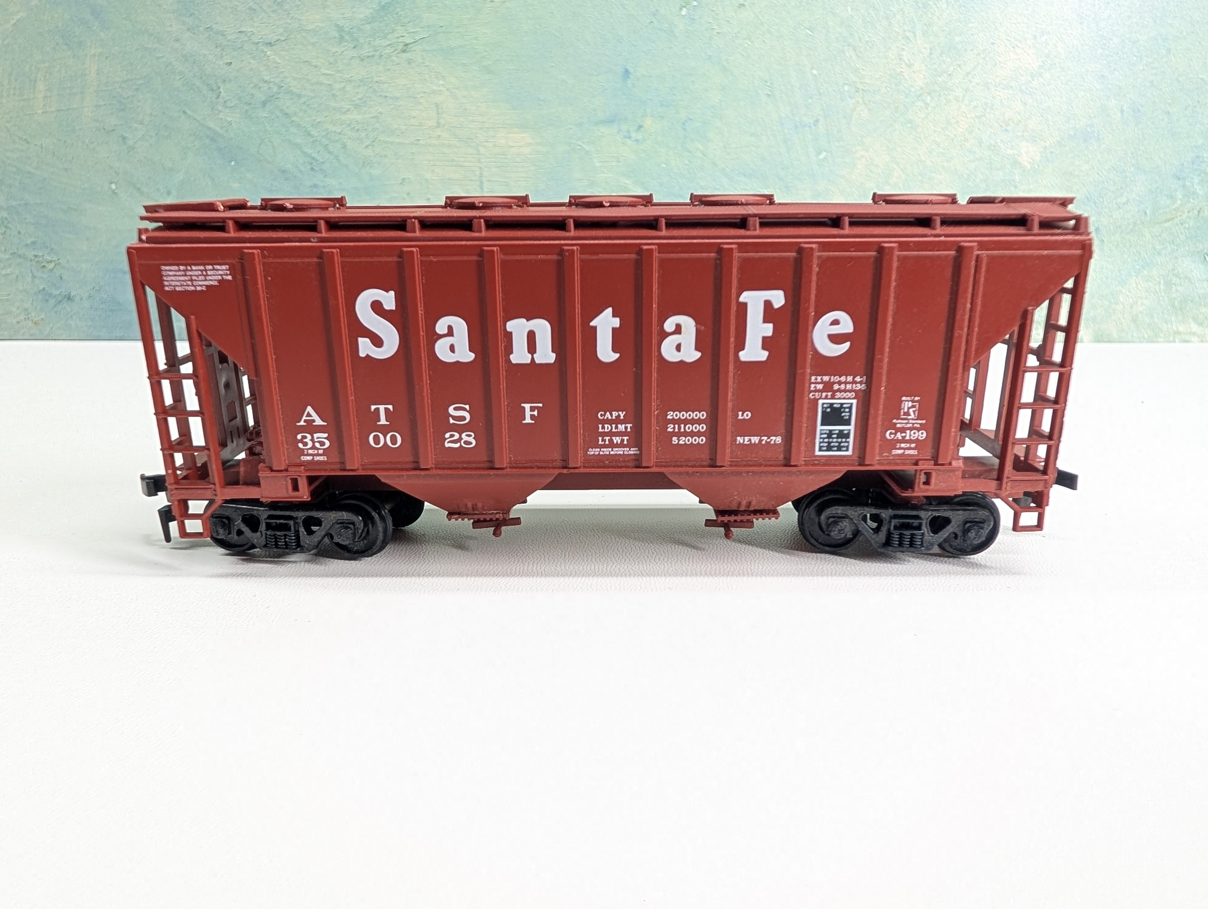 USED HO Scale Covered Hopper Santa Fe ATSF #350028