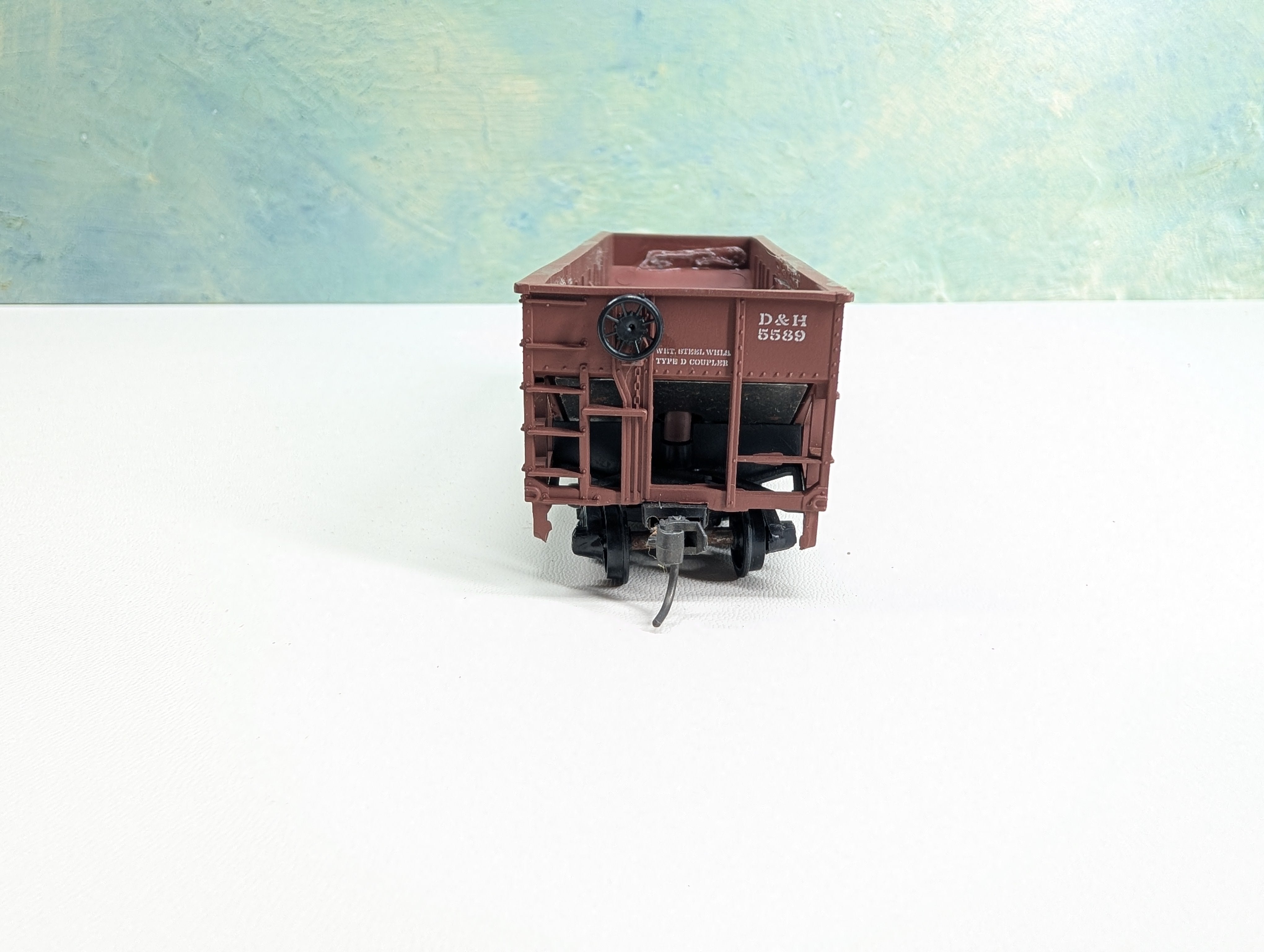 USED Athearn HO Scale 2 Bay Hopper Delaware and Hudson D&H #5479