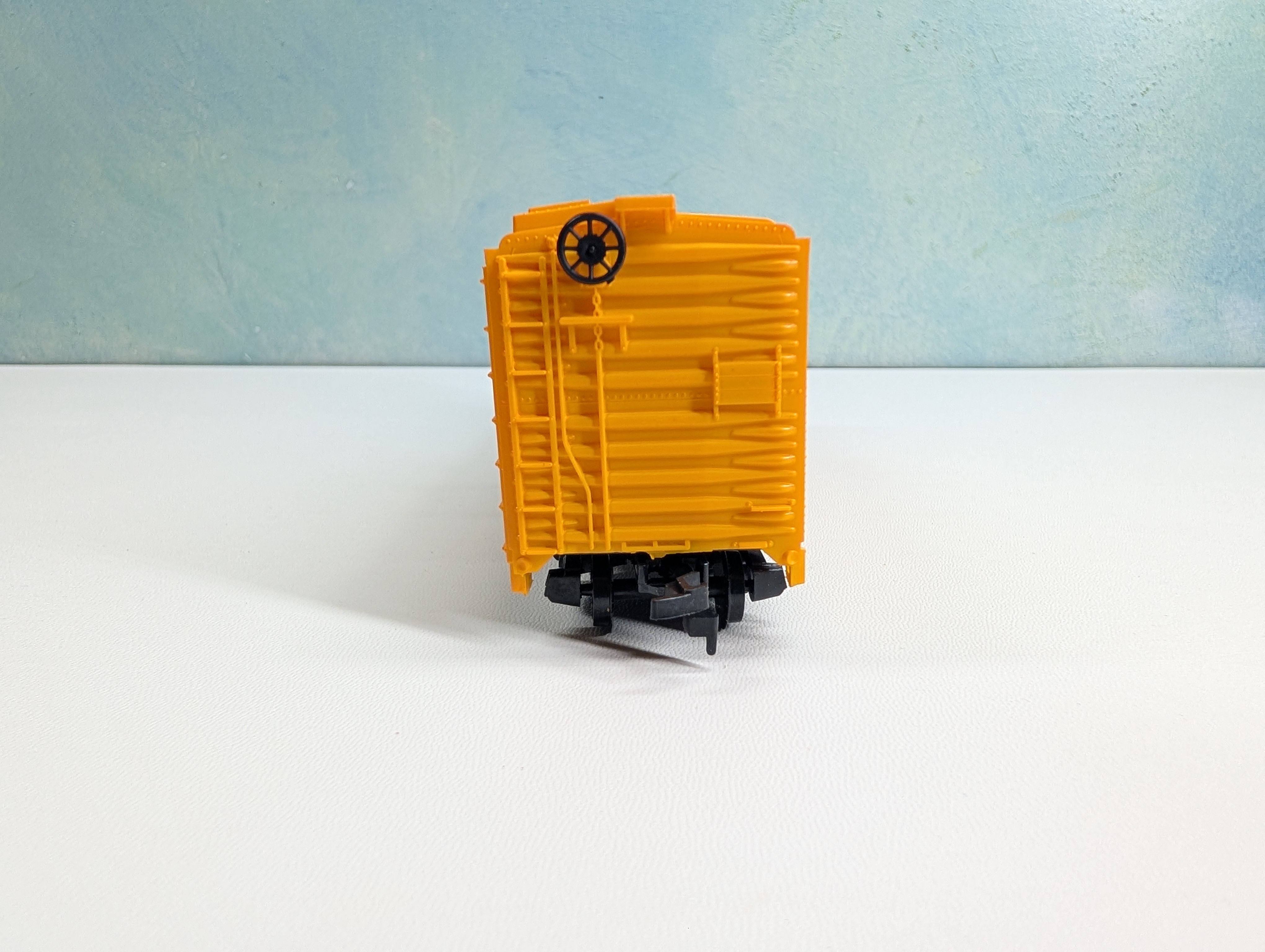 USED HO Scale 40' Box Car MKT #90186 The Katy