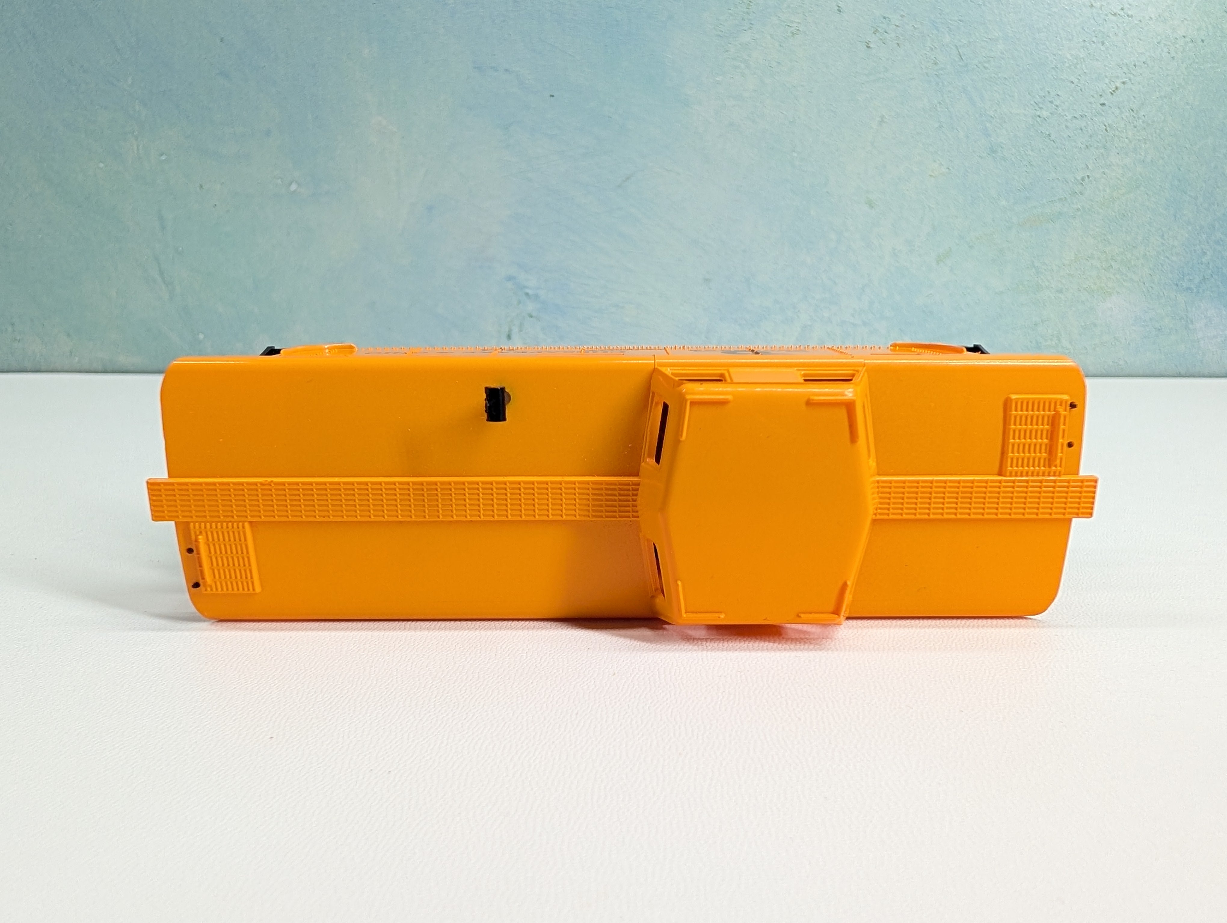 USED Mantua HO Scale Caboose Chesapeake and Ohio C&O #724