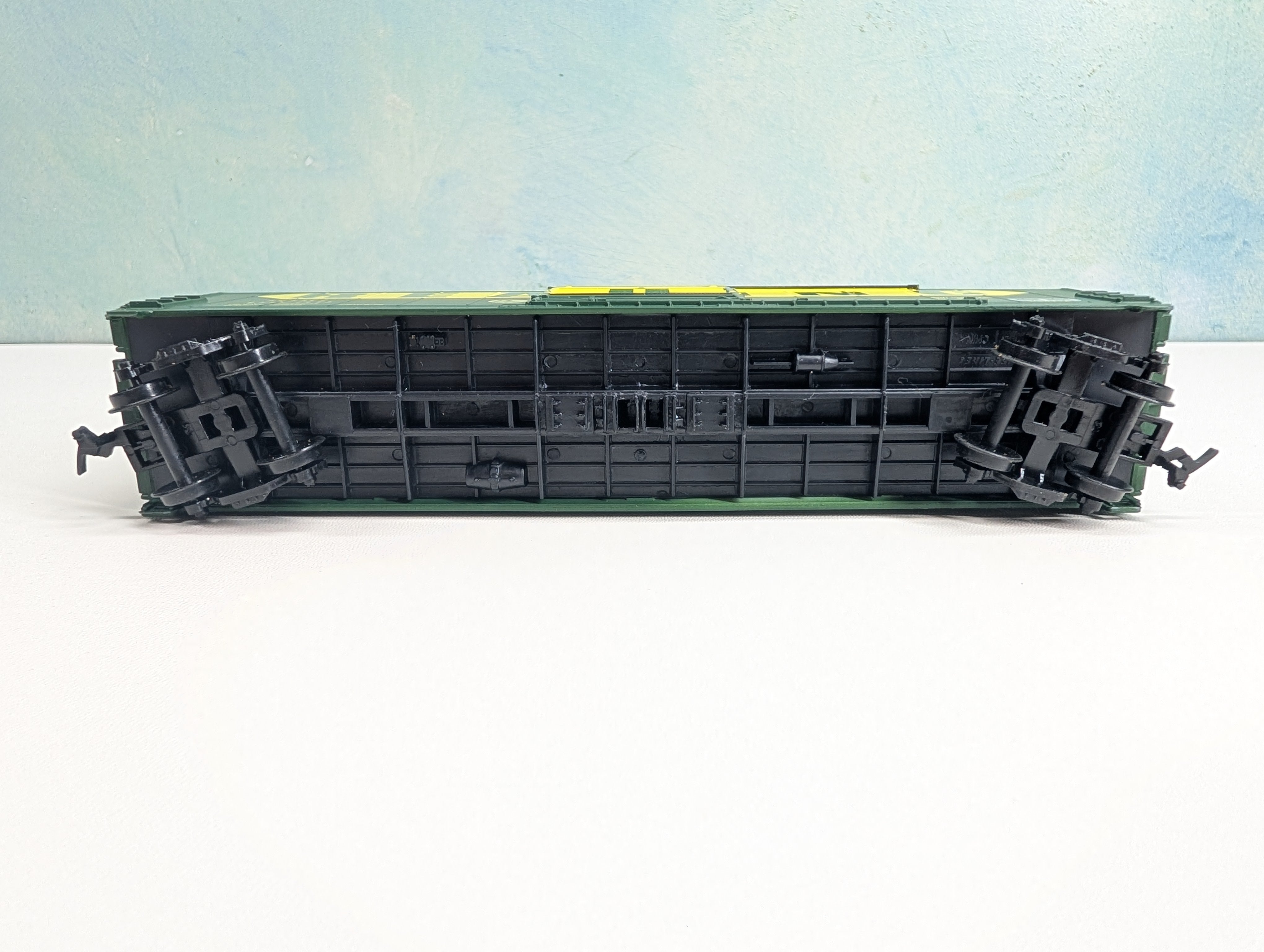 USED HO Scale 50' Box Car Reading RDG #19759