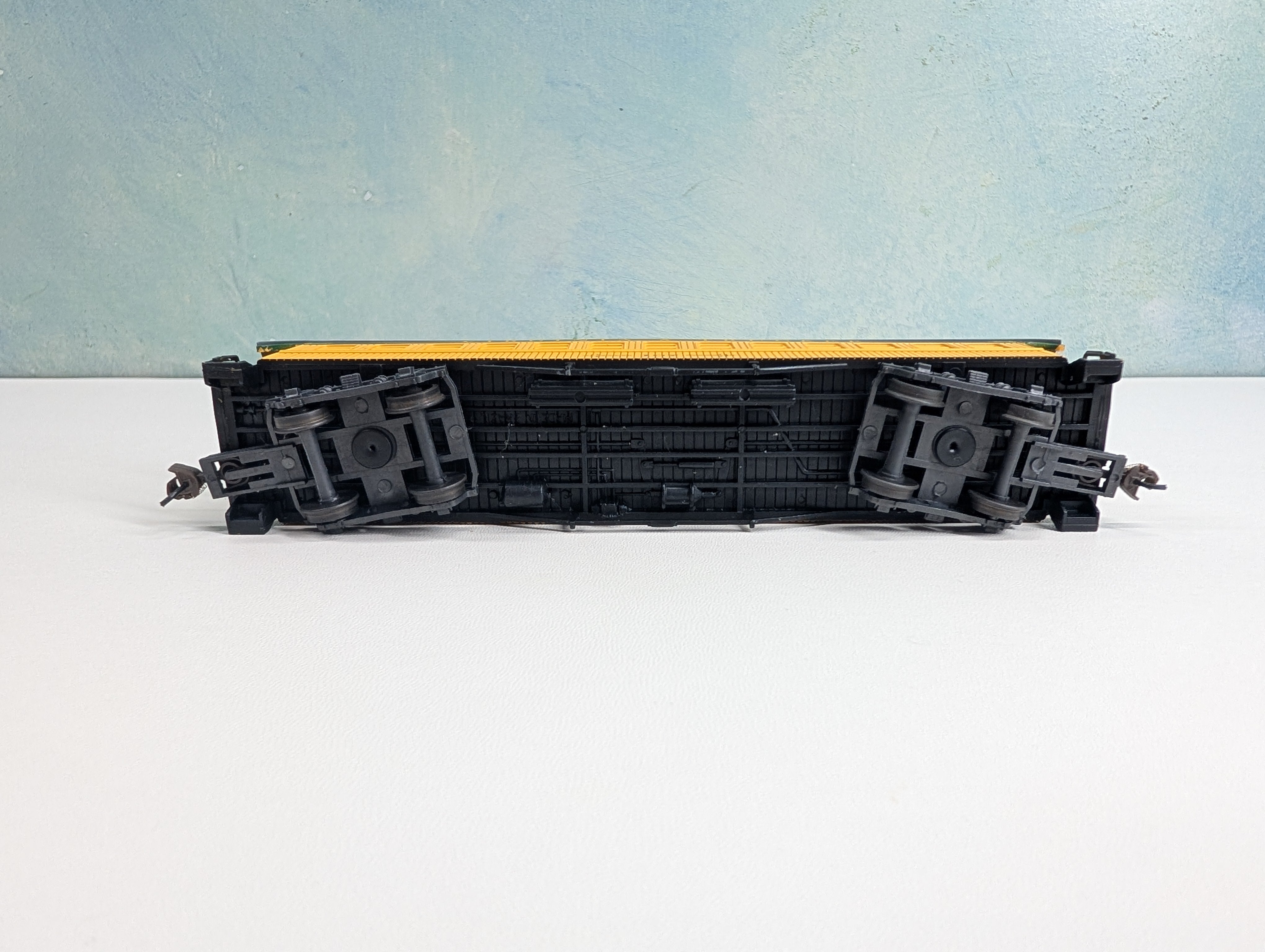 USED Con-Cor #1-000222 HO Scale Old Time Passenger Car Virginia & Truckee #107