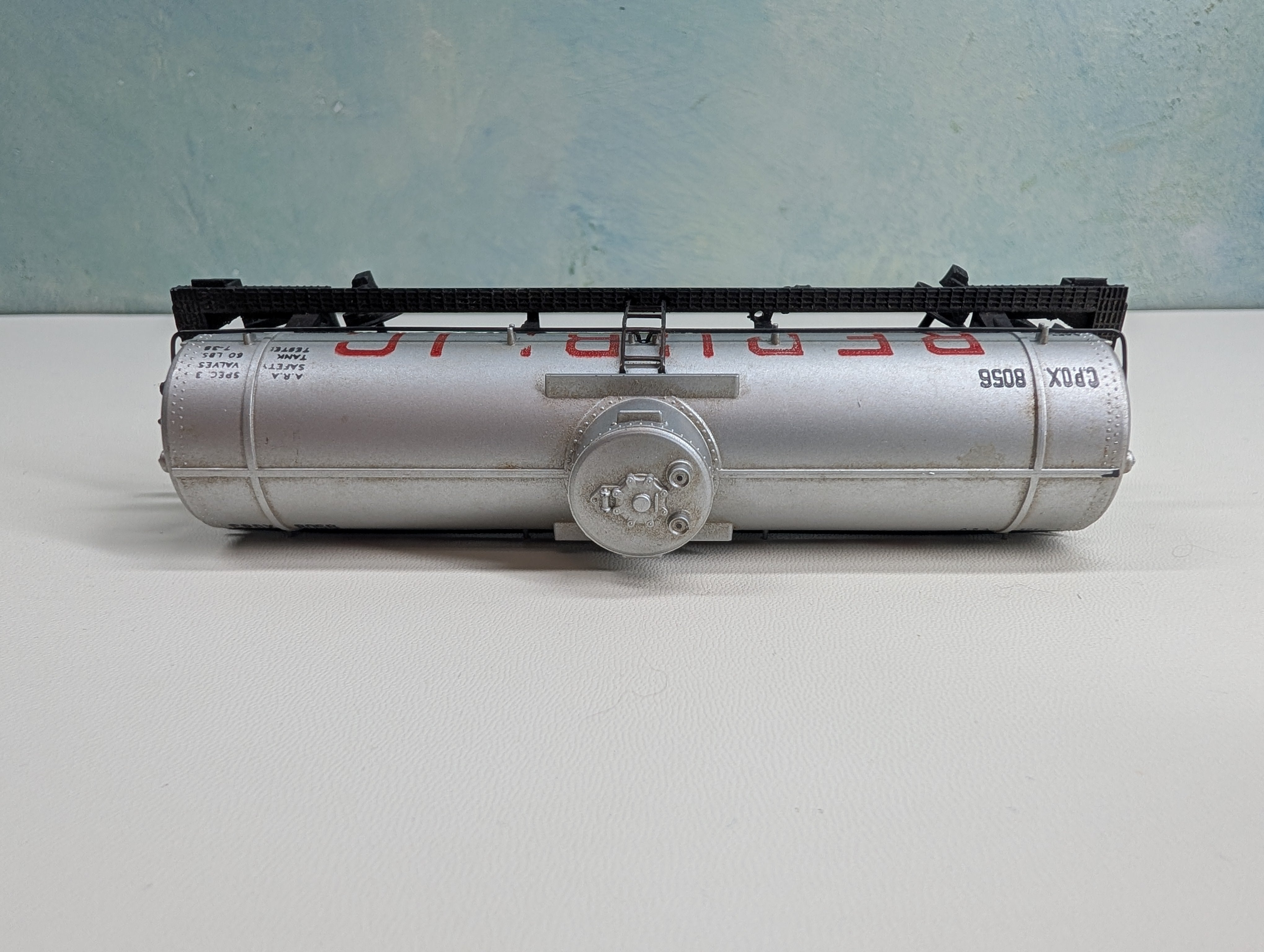 USED Mantua HO Scale Single Dome Tank Car Republic CPOX #8056