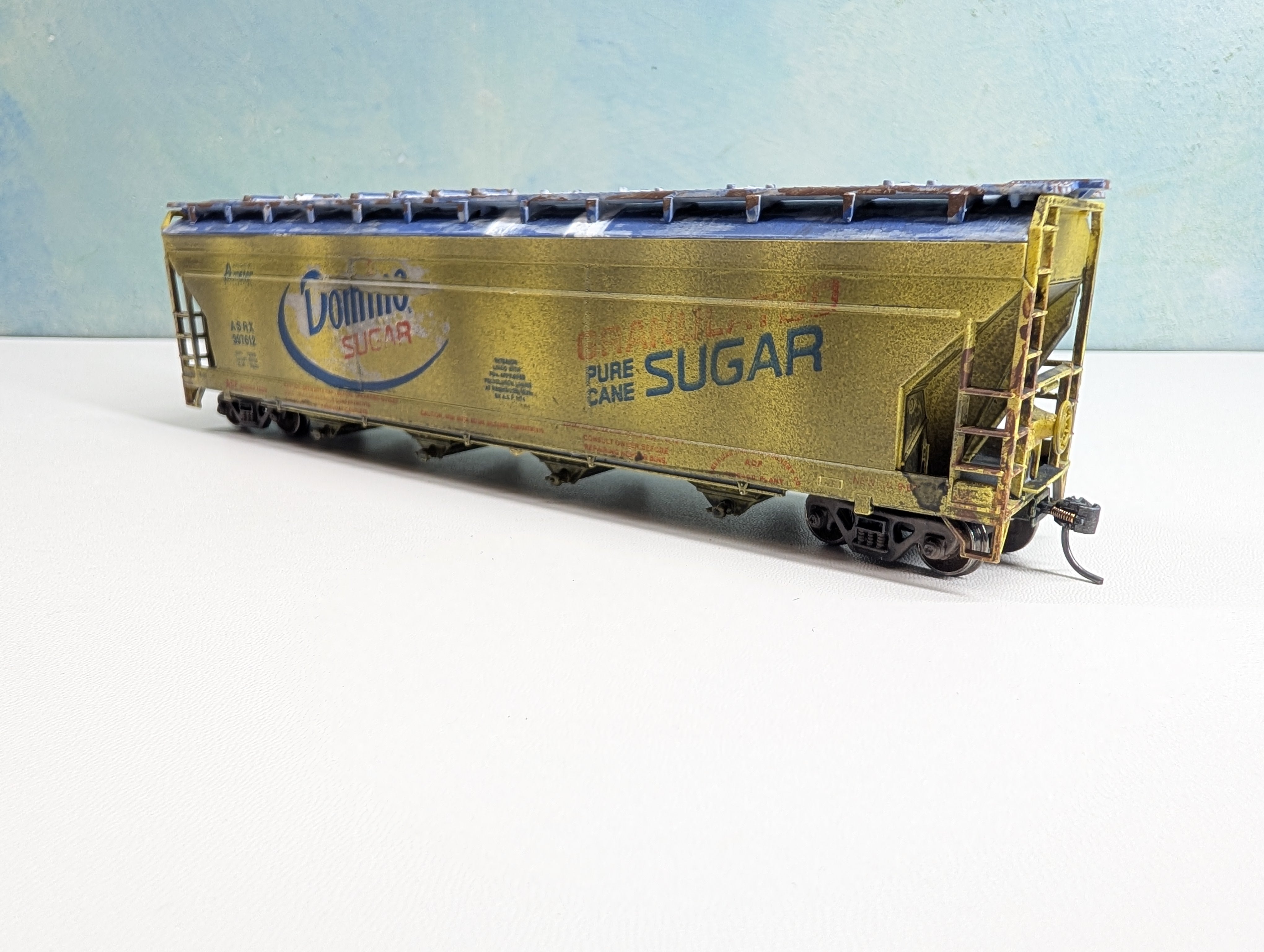 USED Tyco HO Scale ACF Covered Hopper Billboard Domino Cane Sugar ASRX #397612 Metal Wheels, Weathered