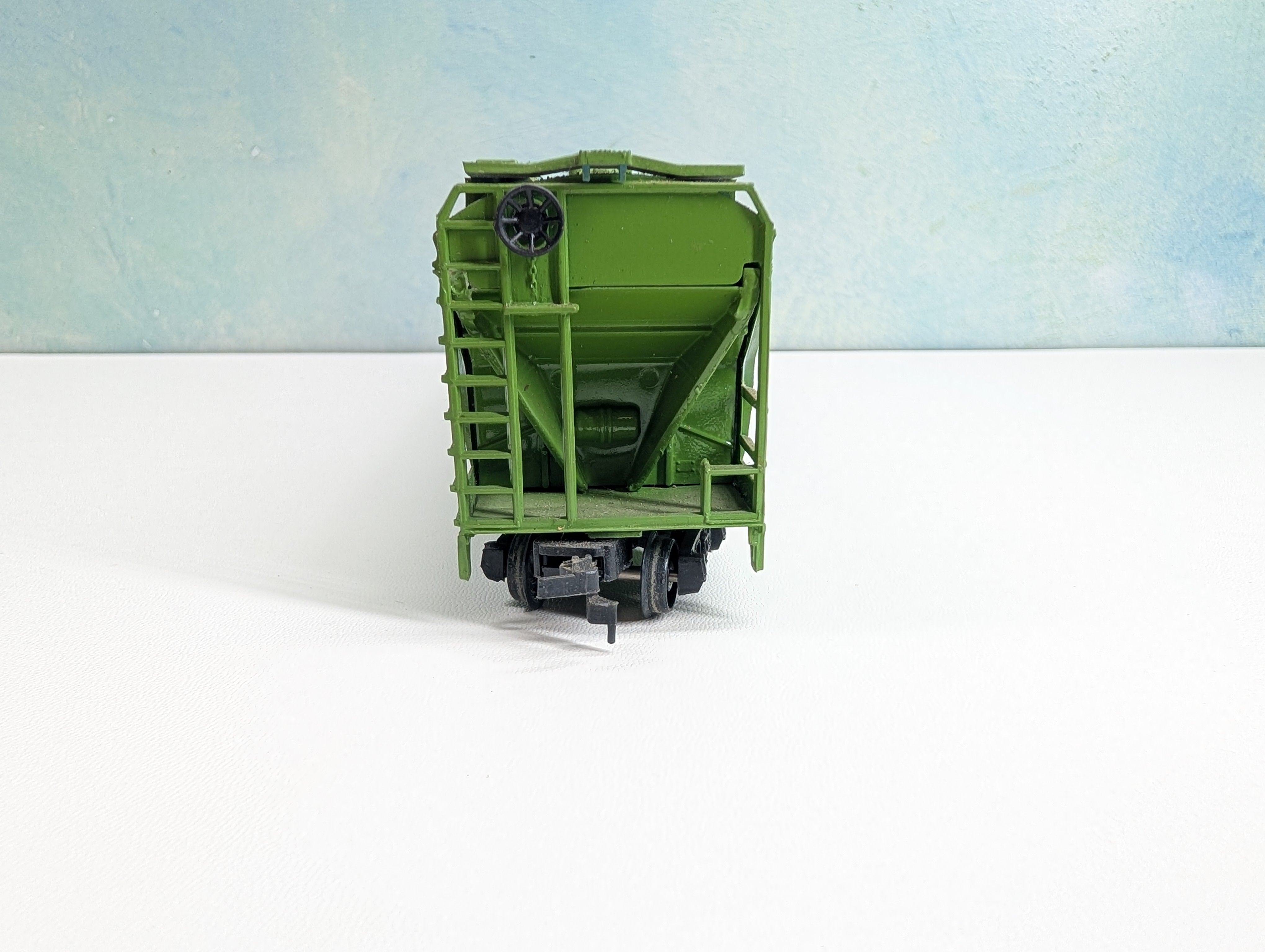 USED Bachmann HO Scale ACF Covered Hopper Corning NAHX #90404
