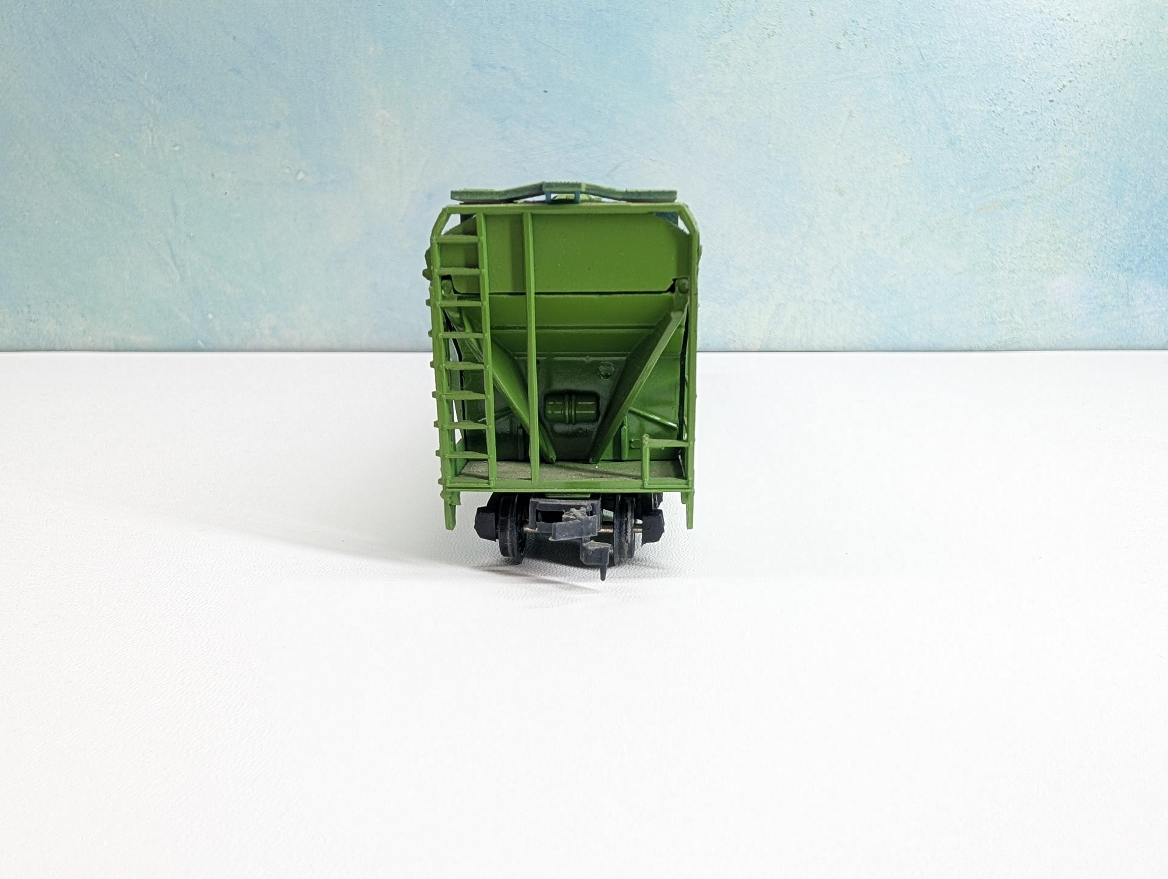 USED Bachmann HO Scale ACF Covered Hopper Corning NAHX #90404