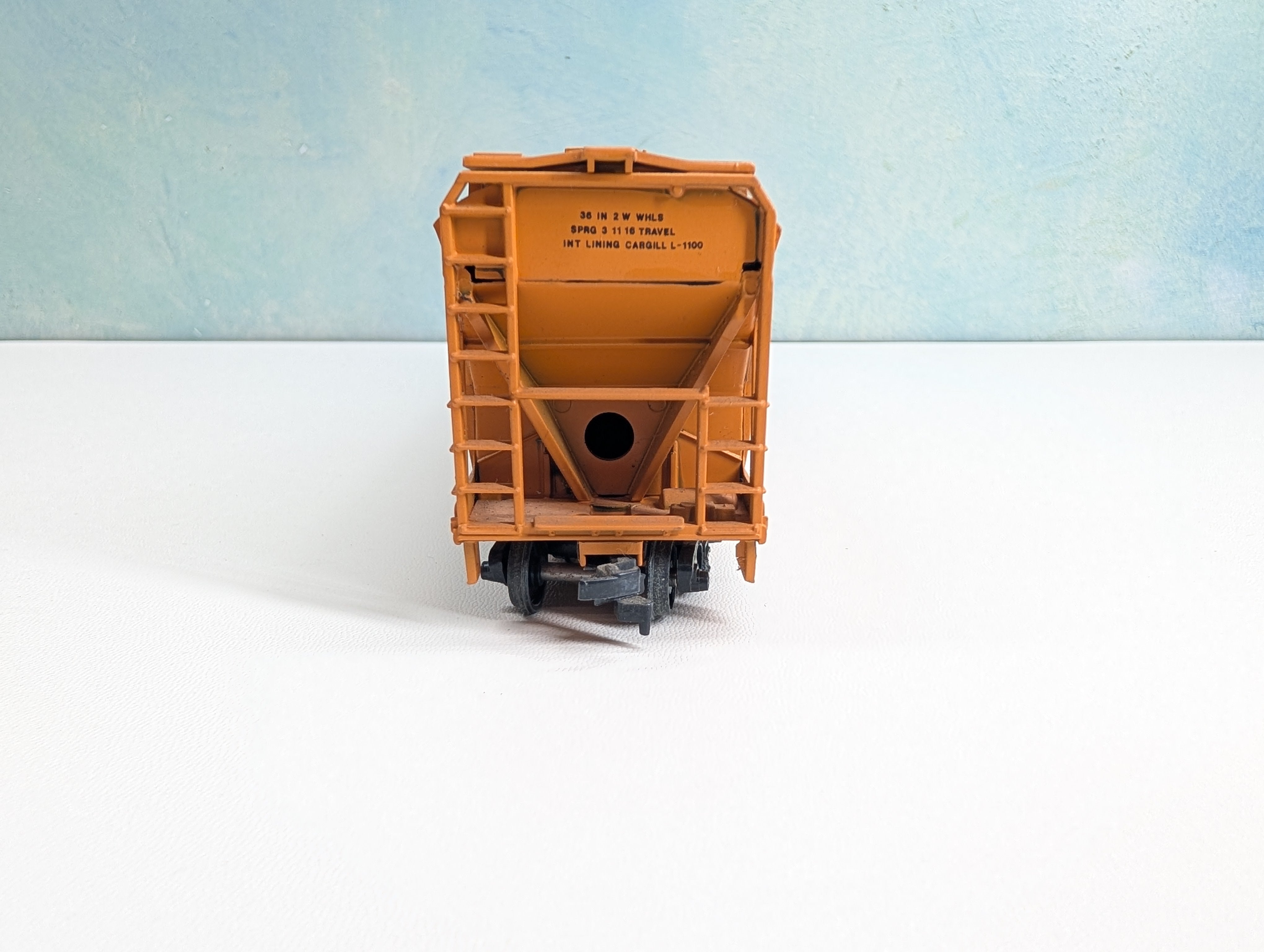 USED Athearn HO Scale ACF Covered Hopper Illinois Central ICG #775049