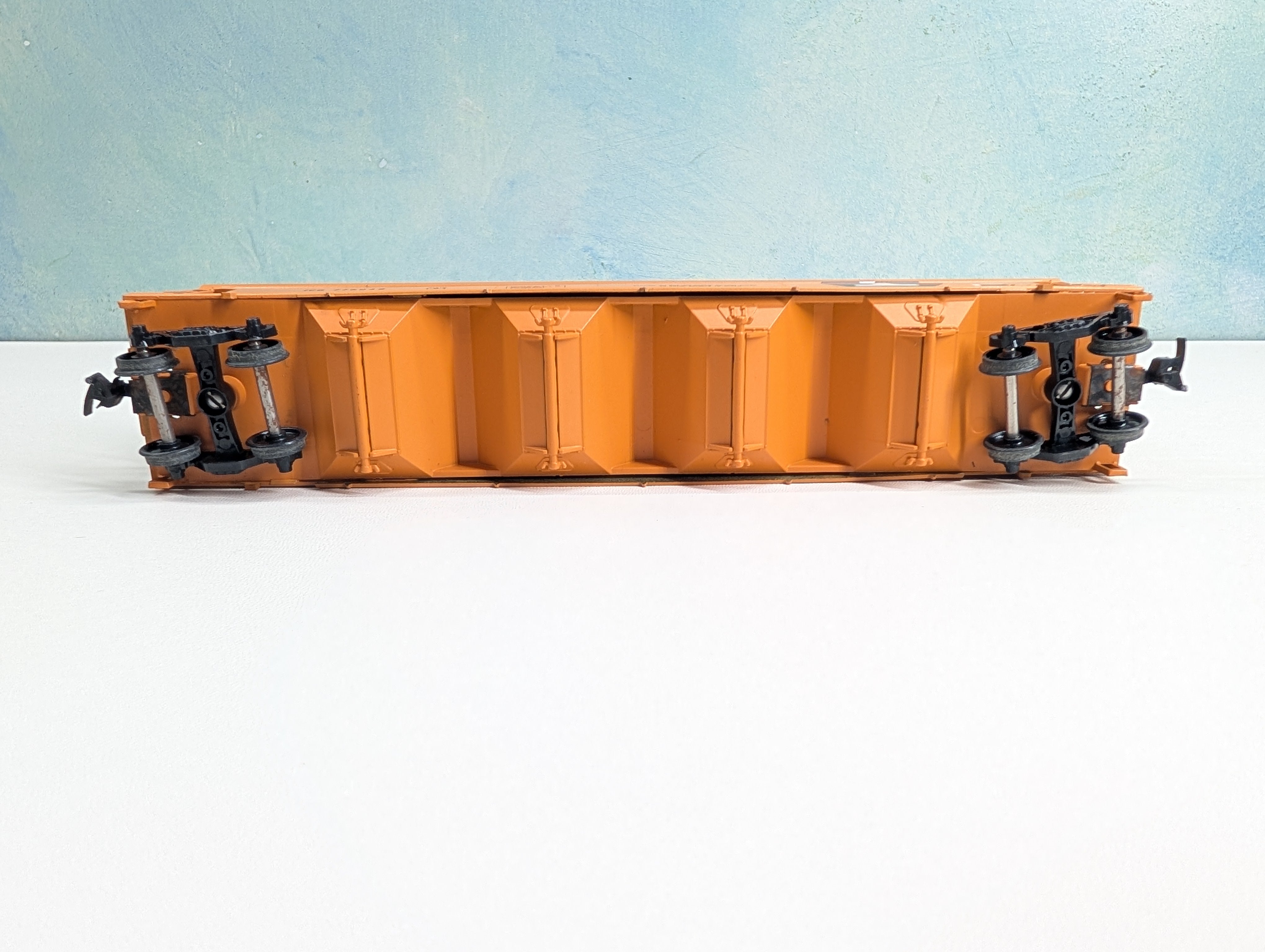 USED Athearn HO Scale ACF Covered Hopper Illinois Central ICG #775049