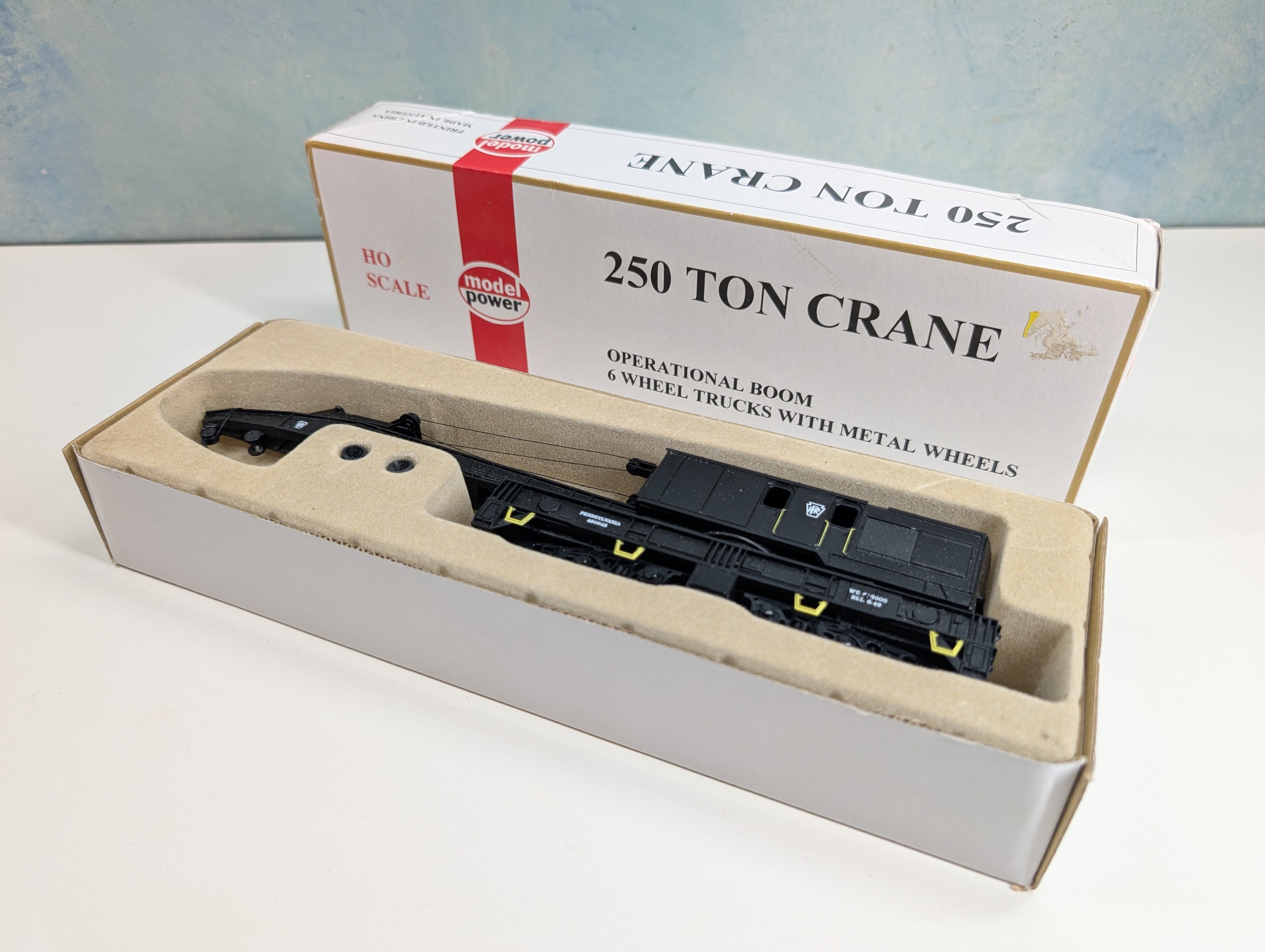 USED Model Power 9176 HO Scale 250 Ton Crane Pennsylvania #490945