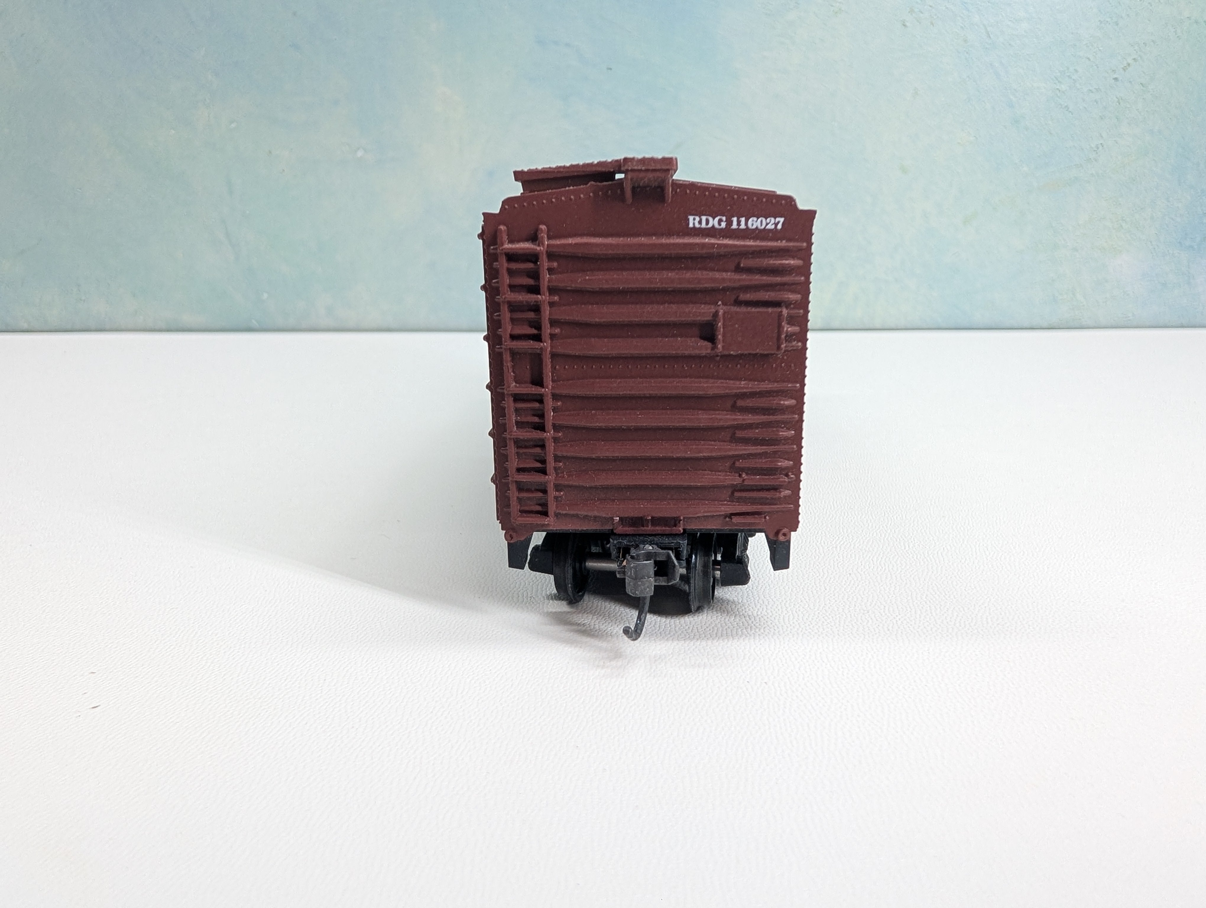 USED Roundhouse 12001 HO Scale 40' Box Car Reading RDG #116027 Branchline Custom