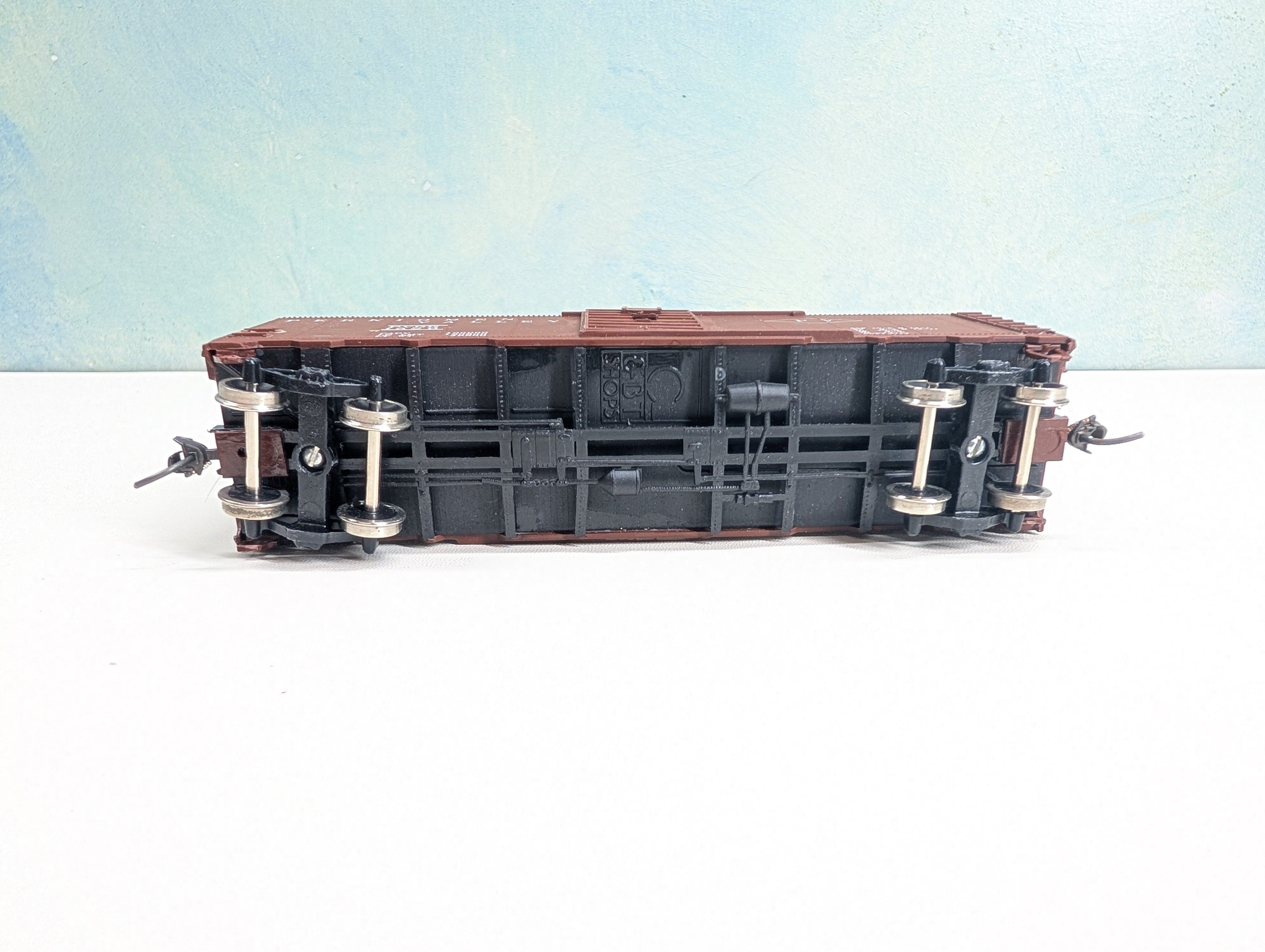USED C&BT SHOPS HO Scale 40' Box Car Perkiomen Valley PVRR #1526 Custom, Metal Wheels
