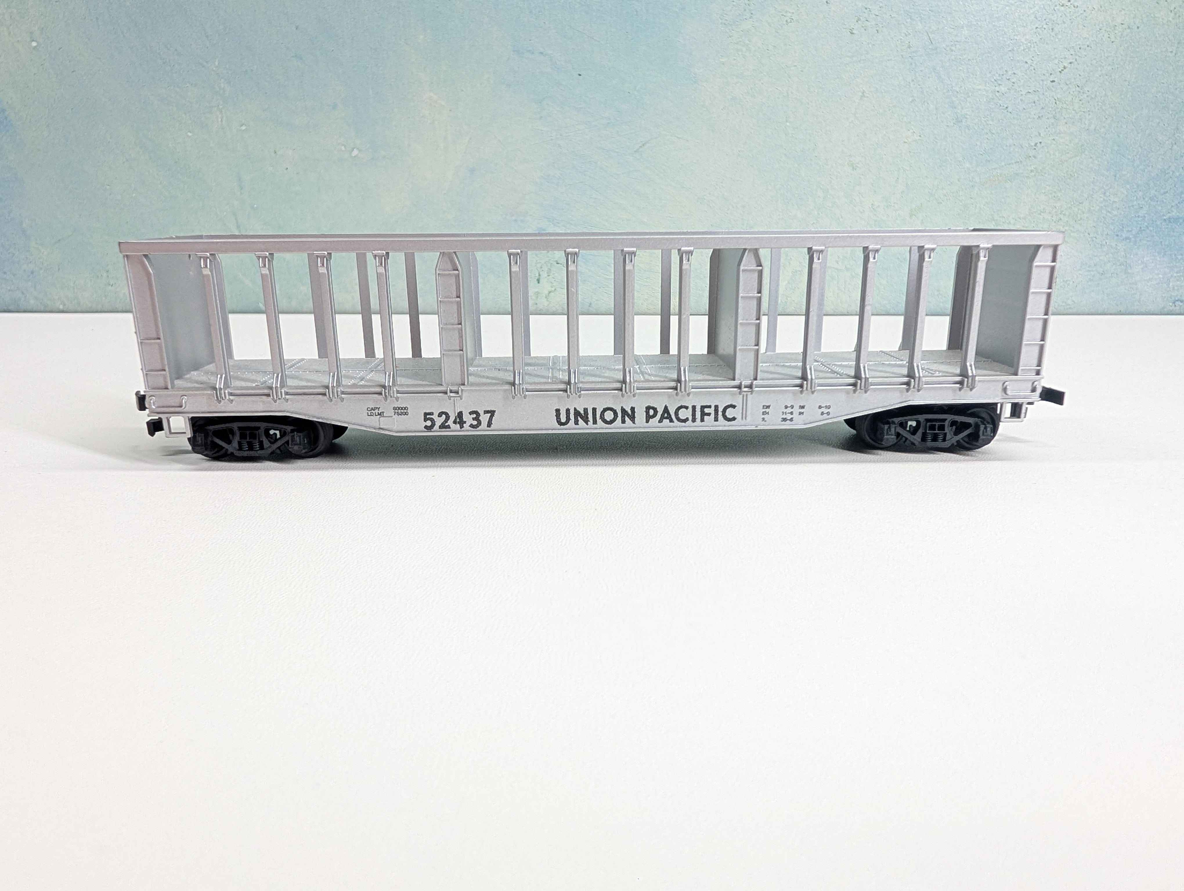 USED HO Scale Pulpwood Rack Car Union Pacific UP #52437