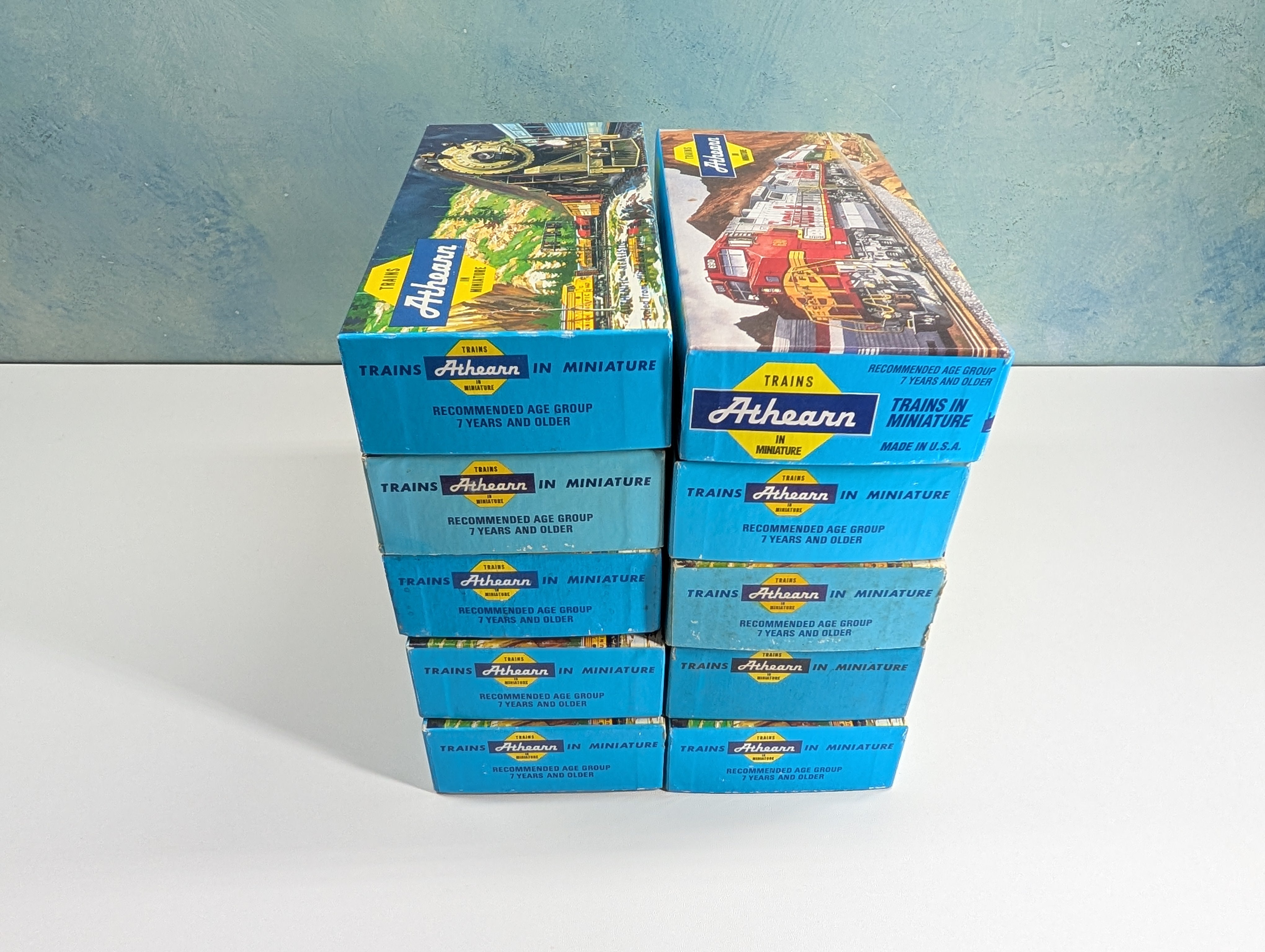 USED Athearn HO Scale Lot of Empty Train Boxes for Storage (10 pcs)
