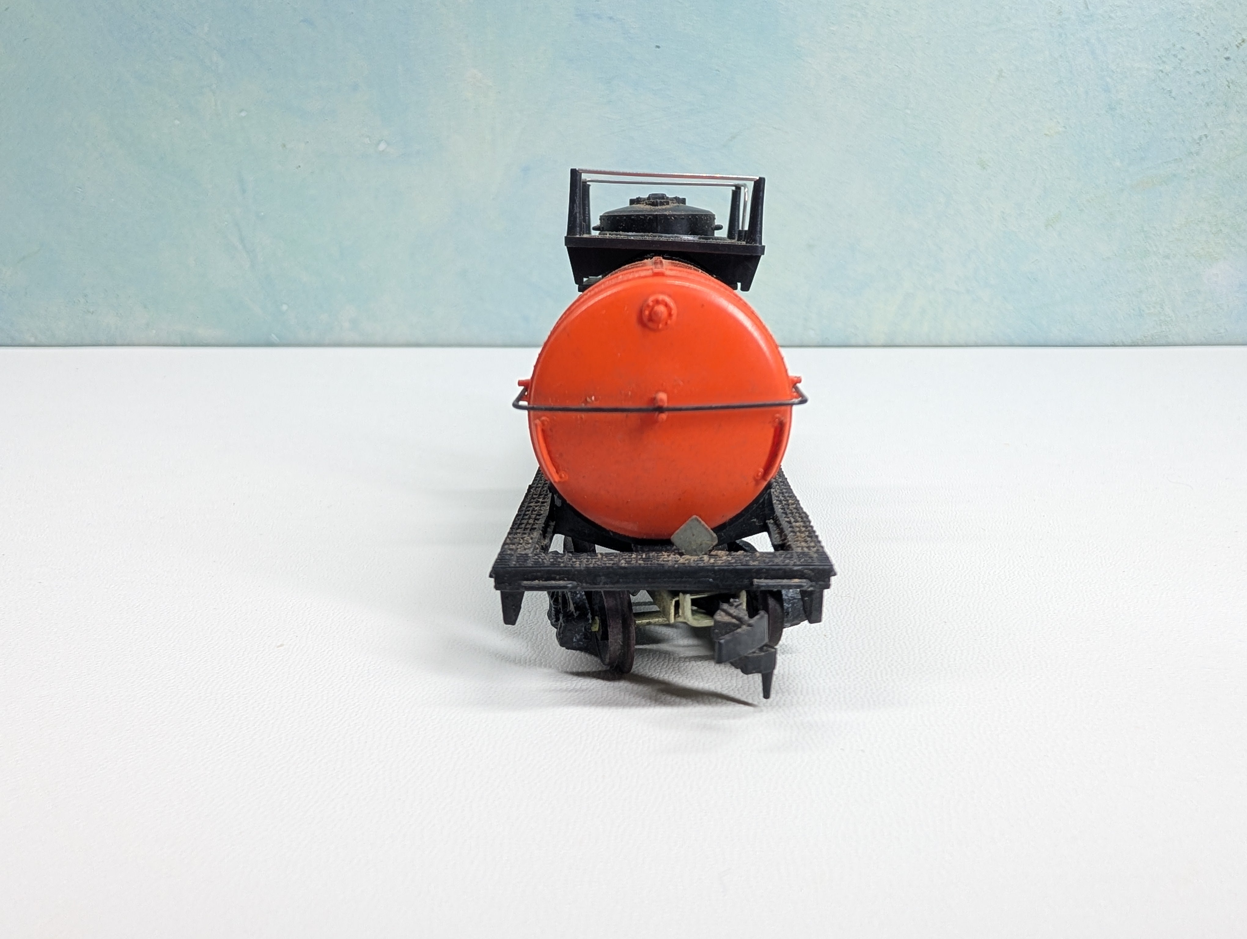 USED Mantua HO Scale Tank Car Hooker Chemical GATX #30883