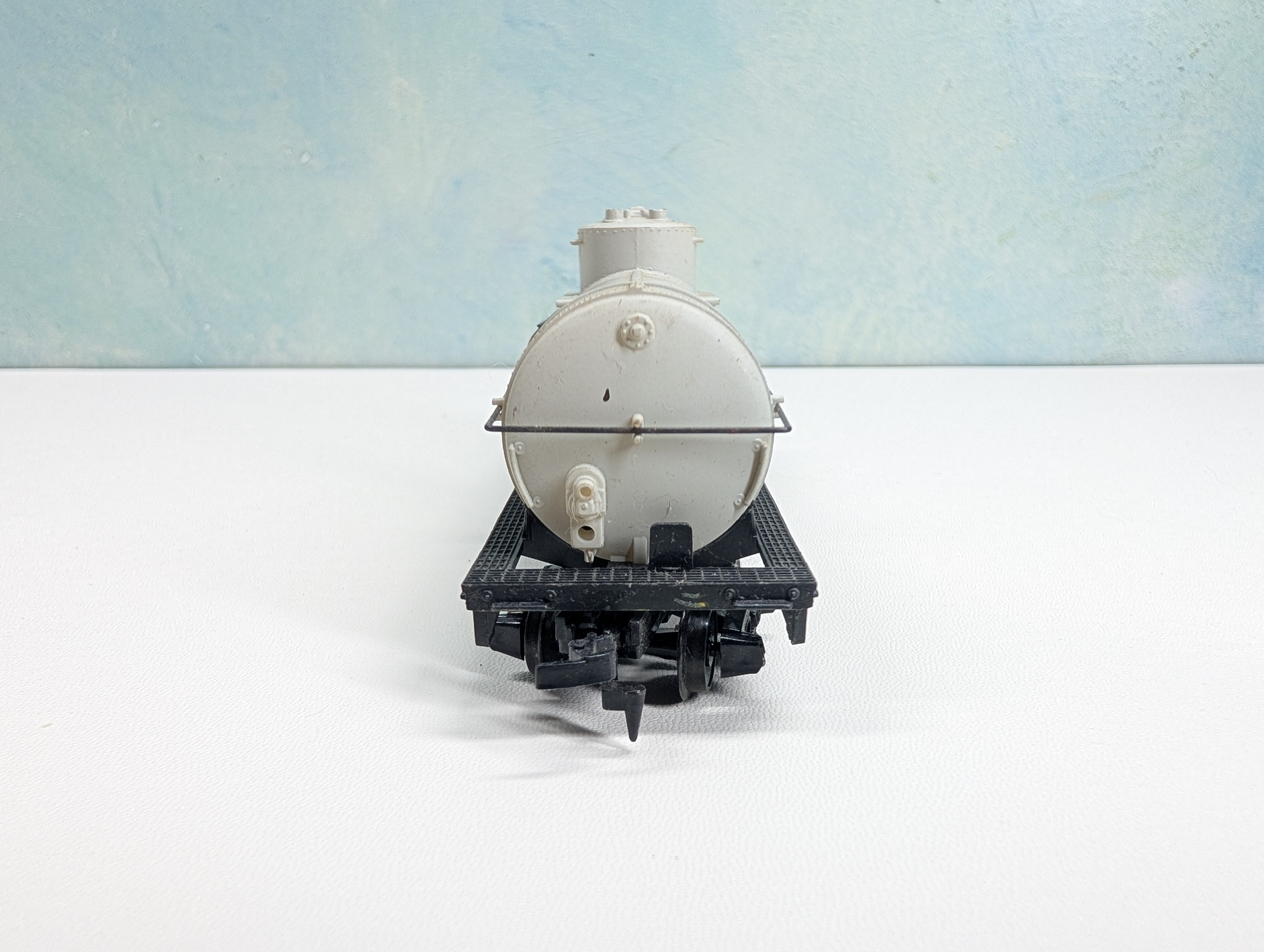 USED Tyco HO Scale Single Dome Tank Car Arco GATX #697012