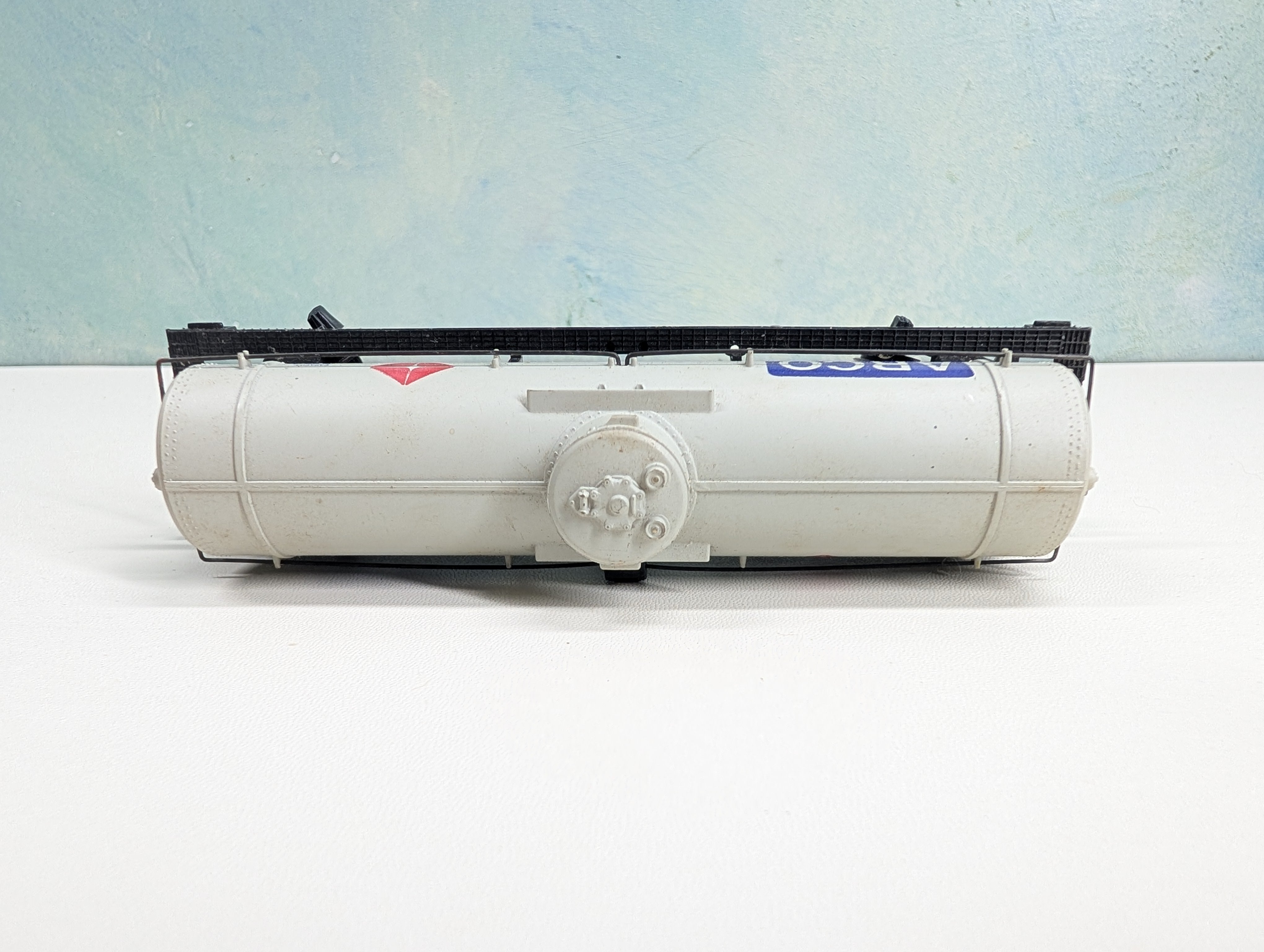 USED Tyco HO Scale Single Dome Tank Car Arco GATX #697012