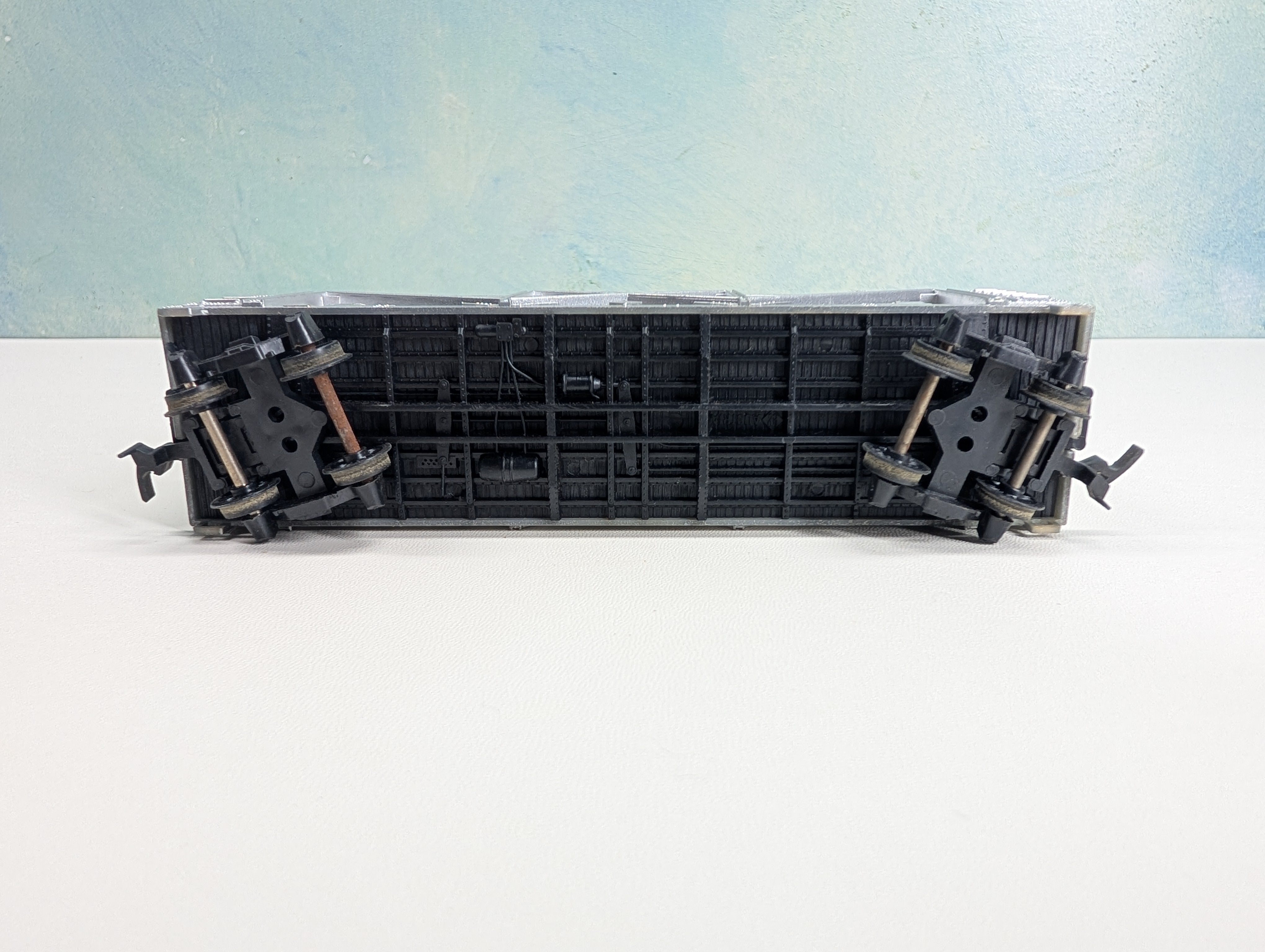 USED AHM HO Scale Helium Carrier Car Atomic Energy Commission ATMX #1020