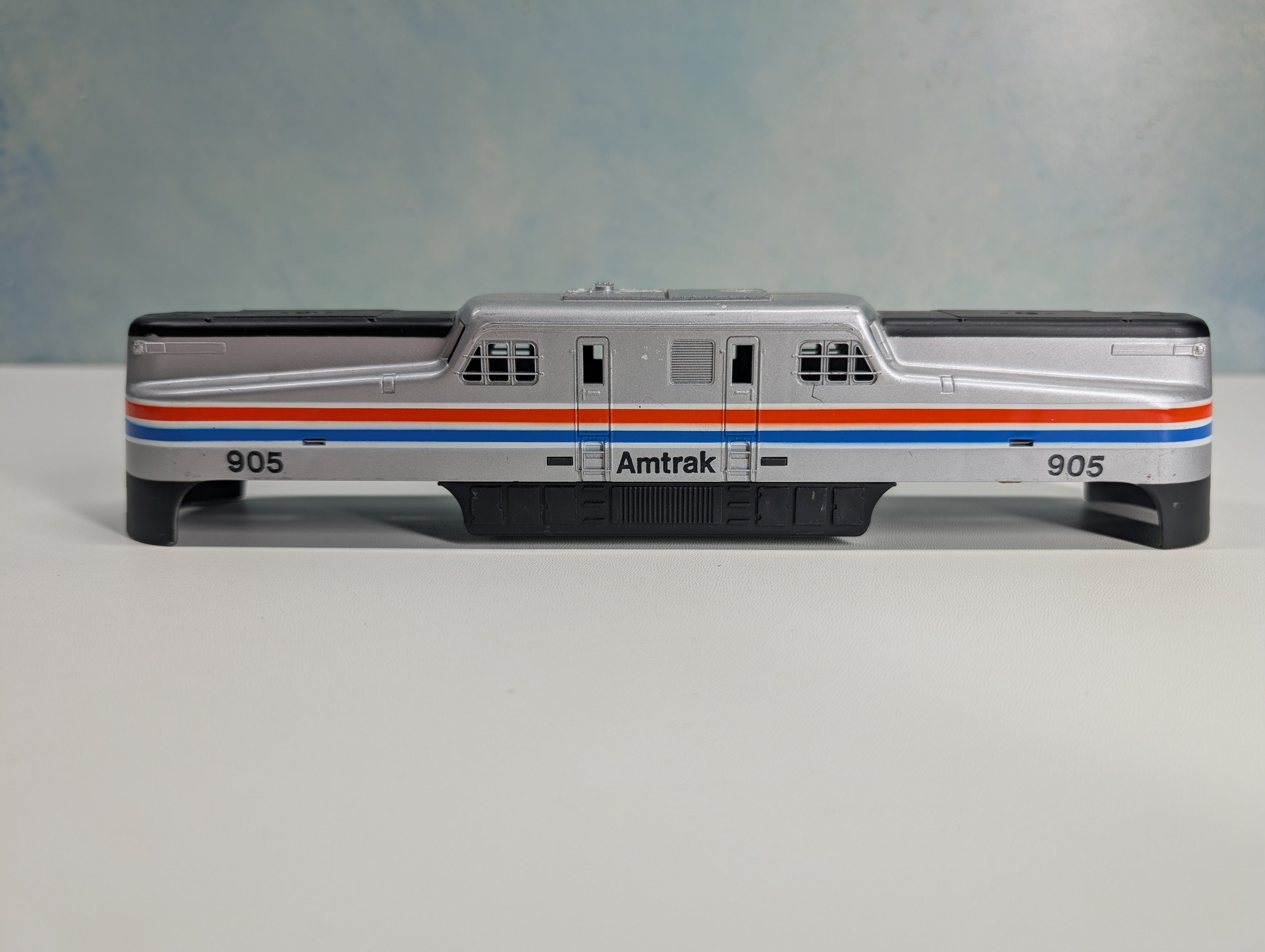 USED Tyco HO Scale GG-1 Shell Only Amtrak #905