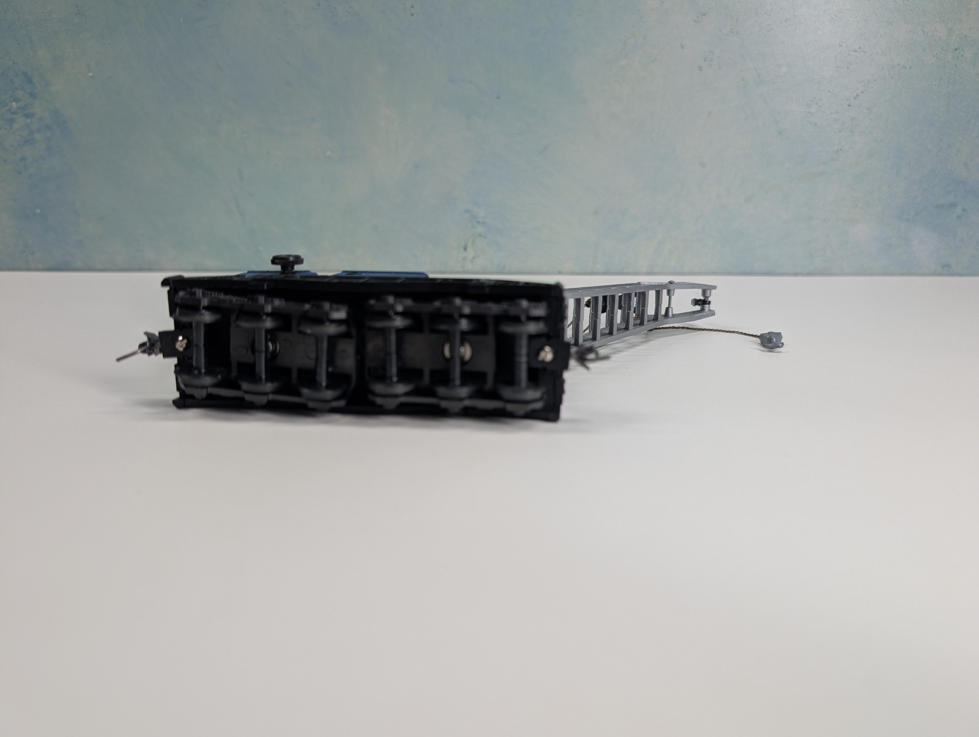 USED Liliput HO Scale Wrecking Crane #734054