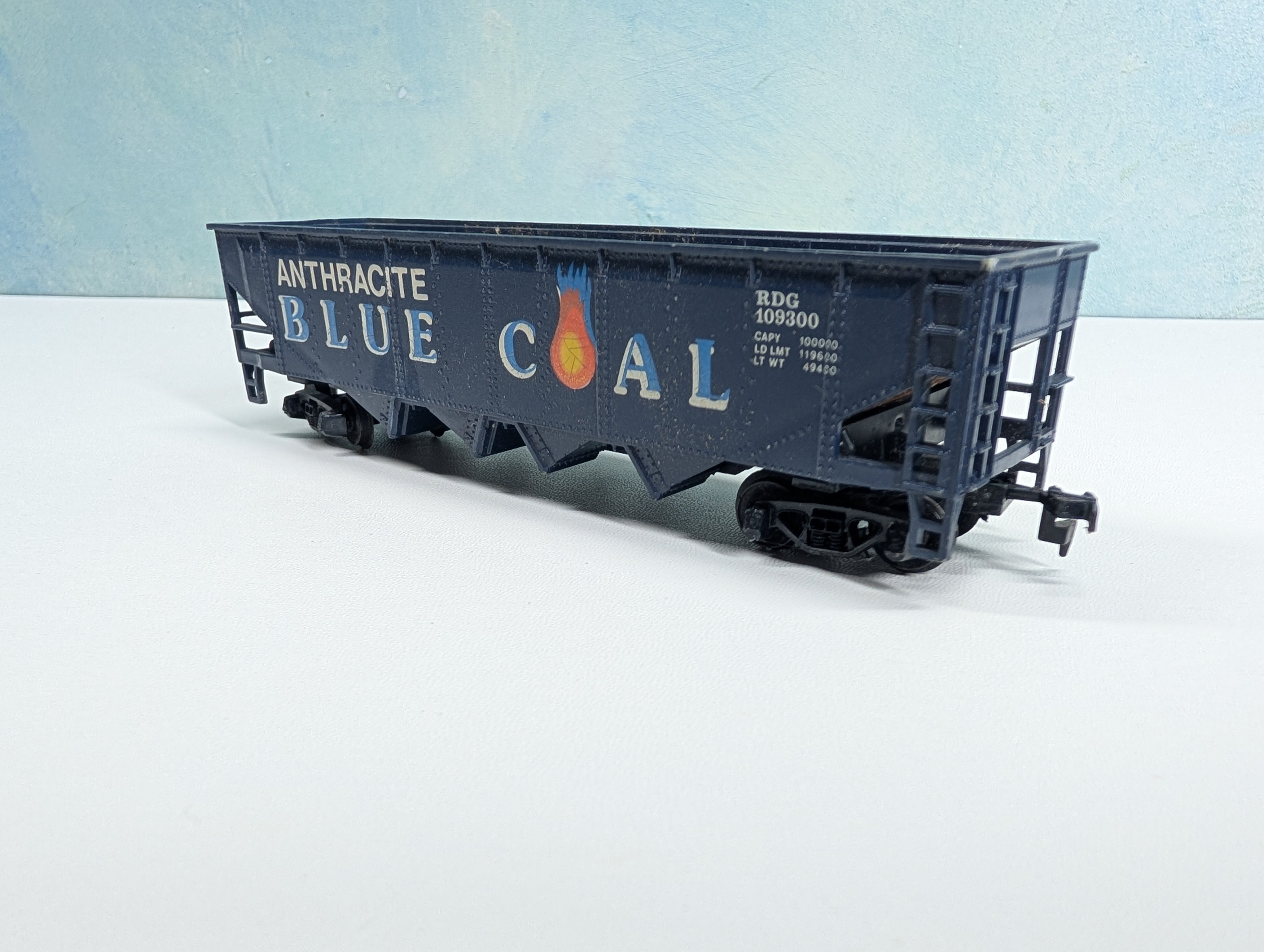 USED Tyco HO Scale Quad Hopper Anthracite Blue Coal RDG #109300