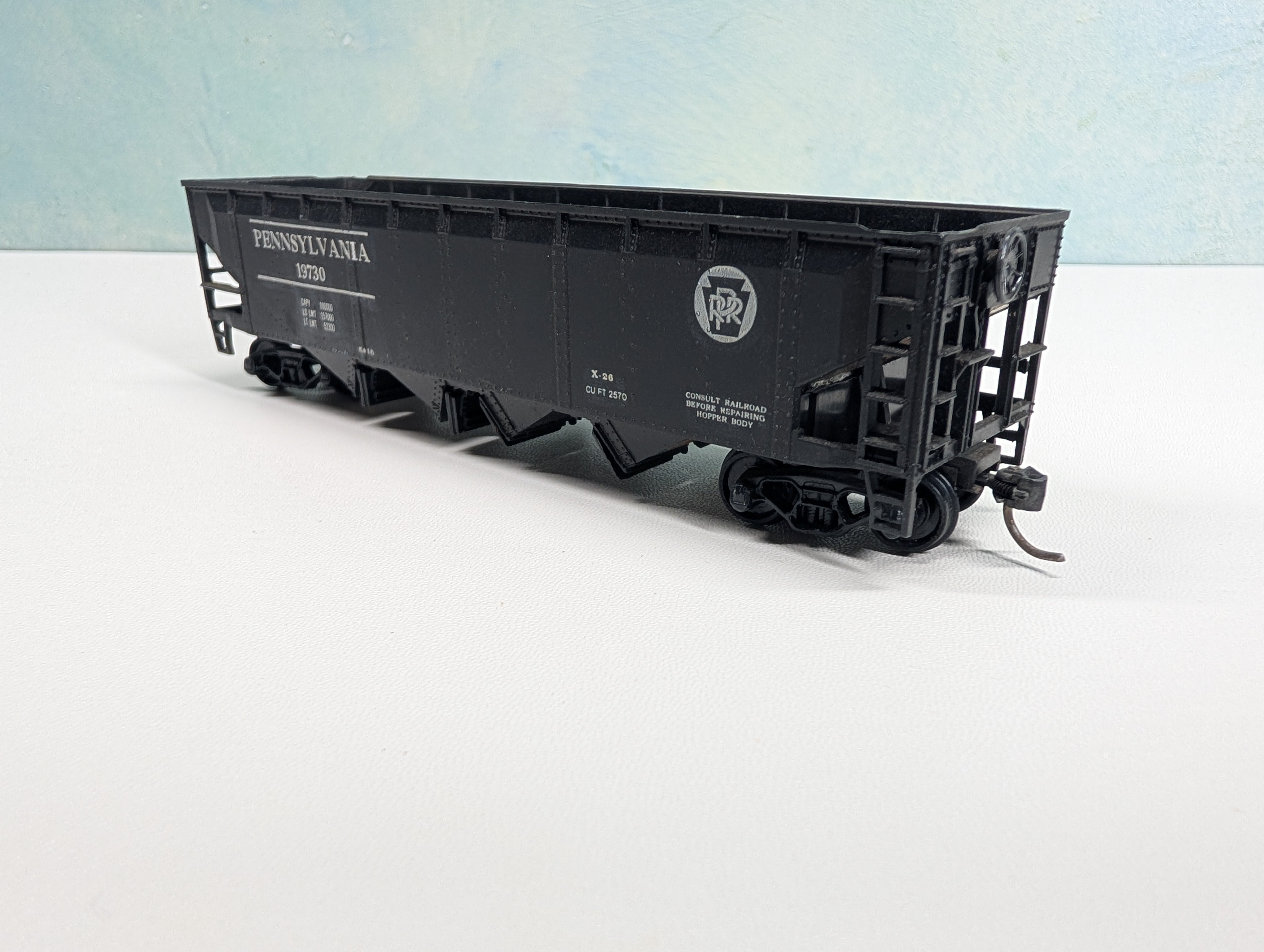 USED Athearn HO Scale Quad Hopper Pennsylvania #19730