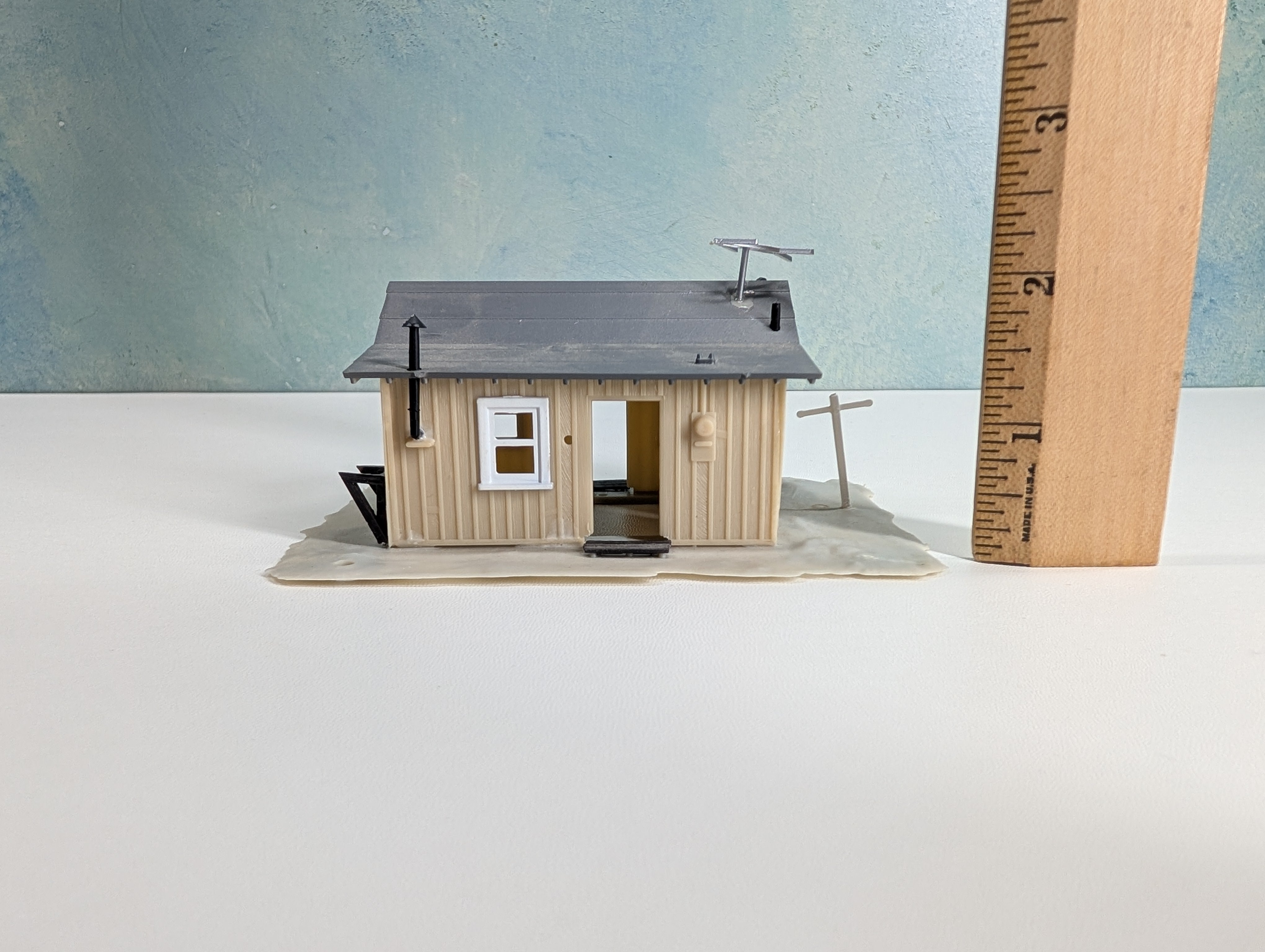 USED Life-Like HO Scale Workshop, Shed