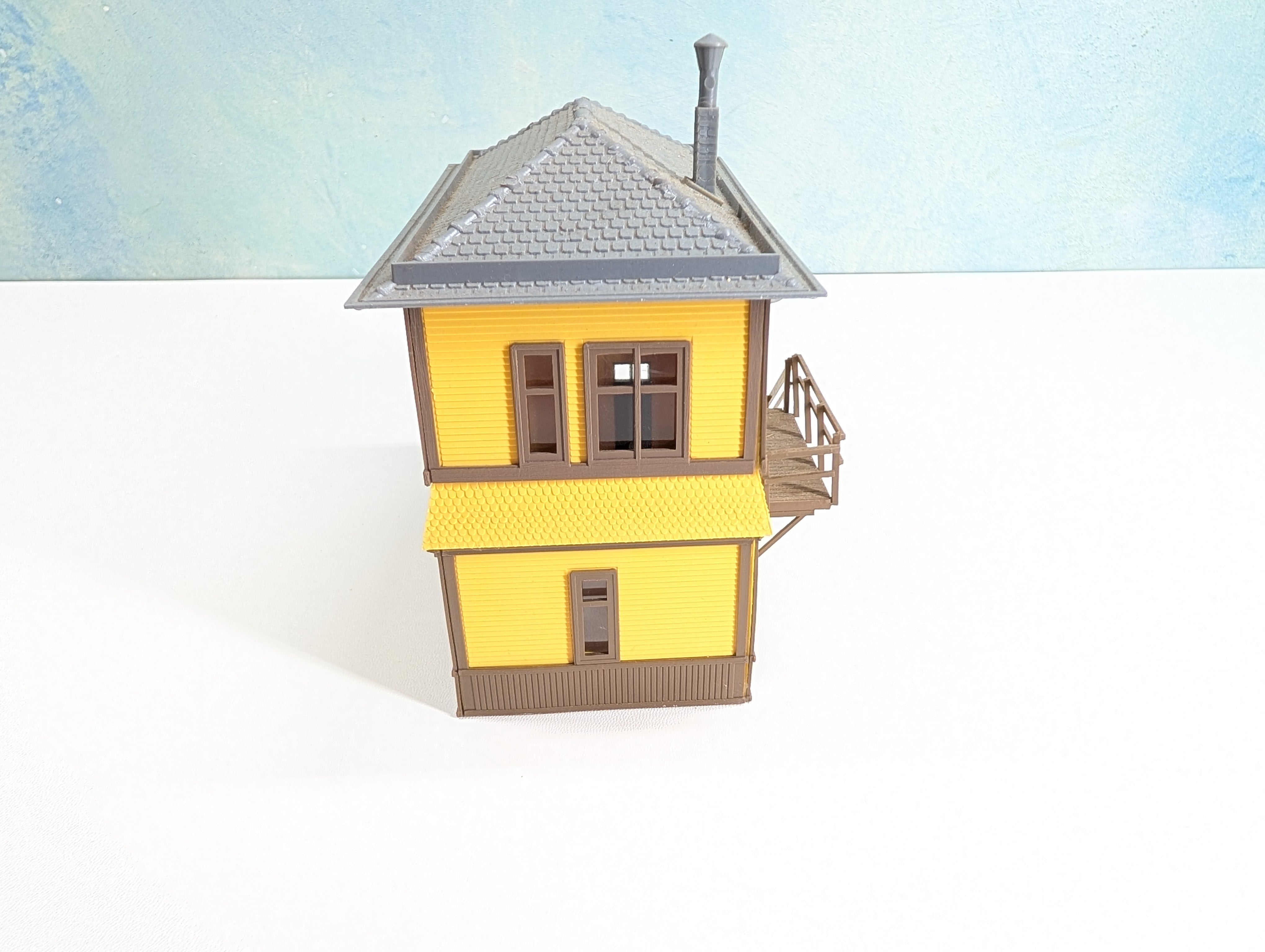 USED HO Scale Interlocking Tower