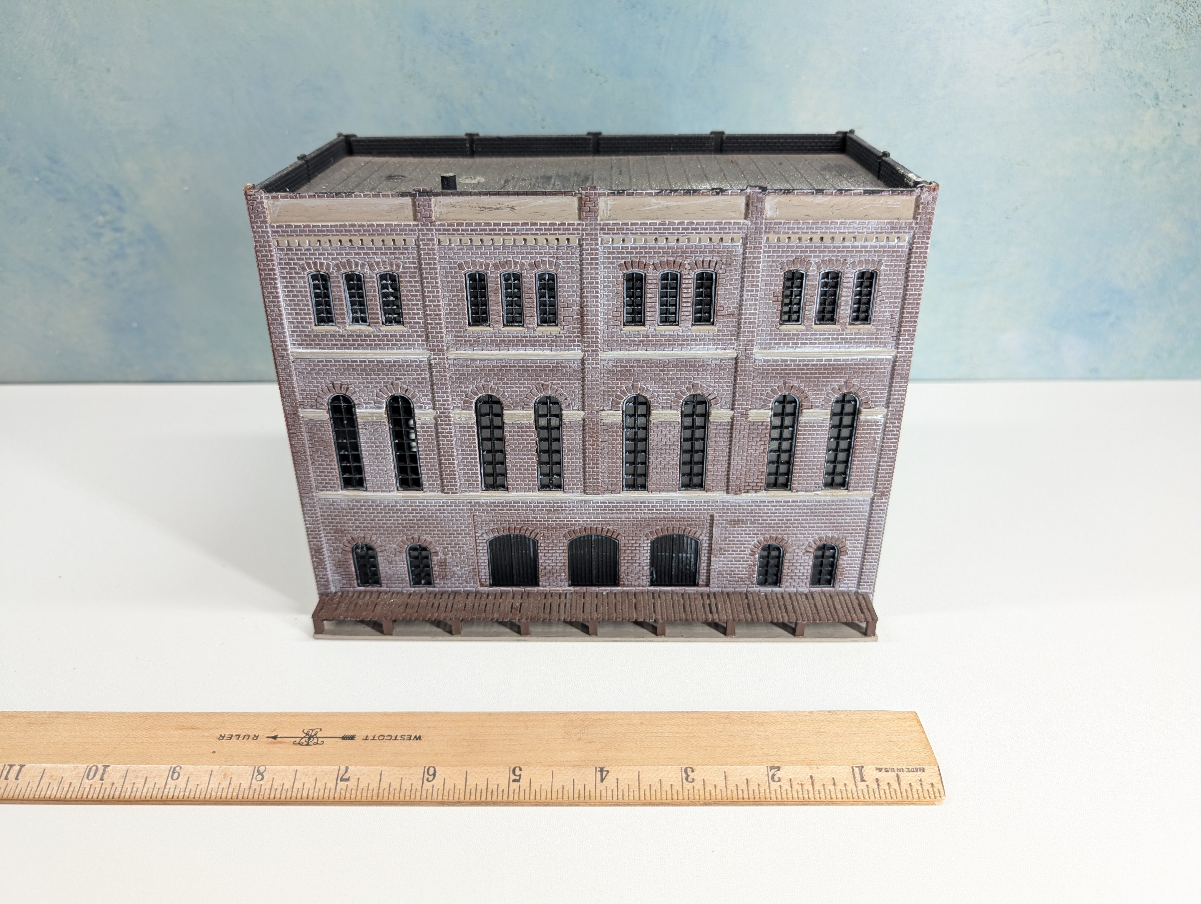 USED HO Scale Large Brick Warehouse