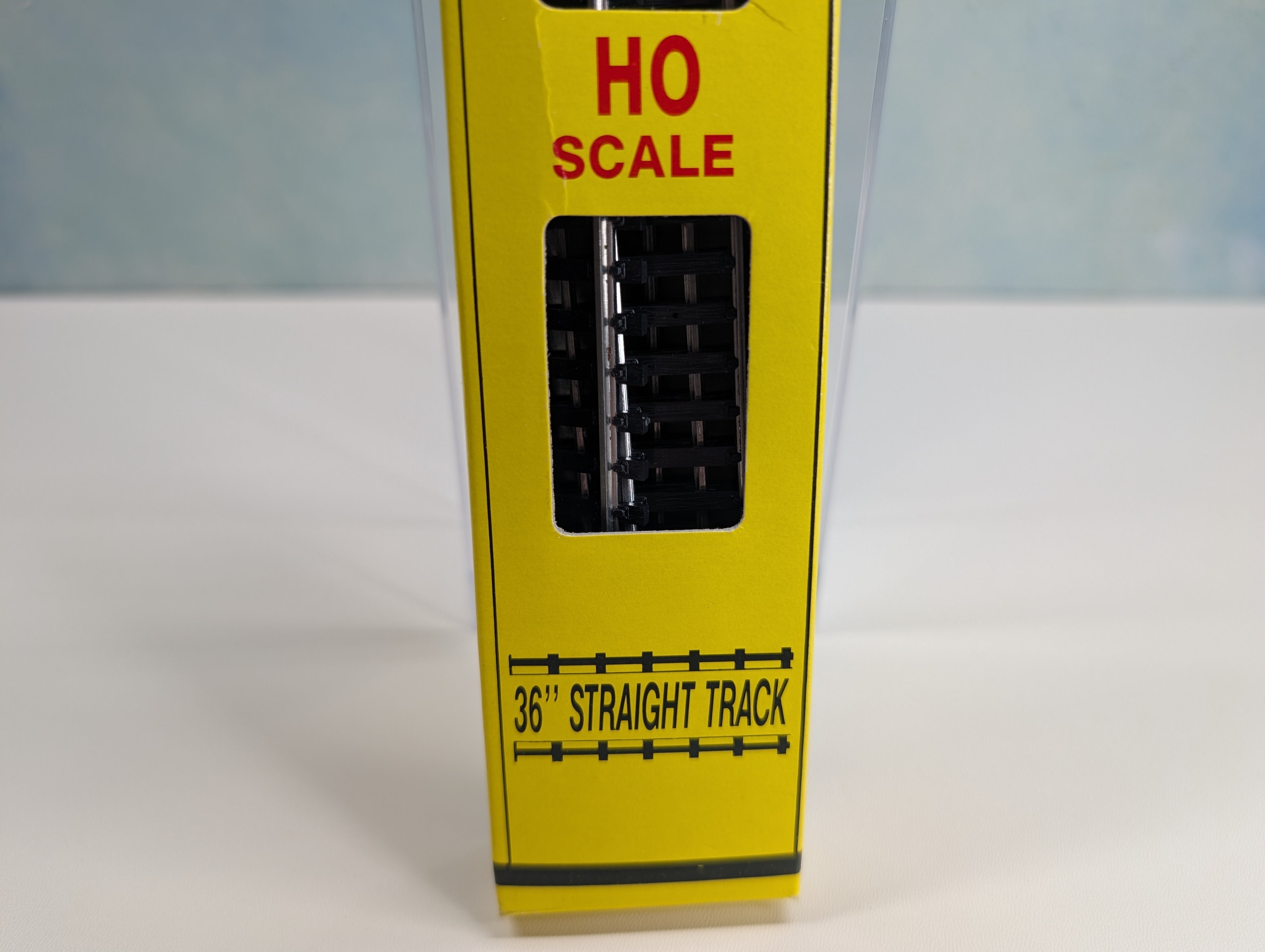 Model Power 21 HO Scale 9" Straight Code 100 Silver Track (4 pcs)