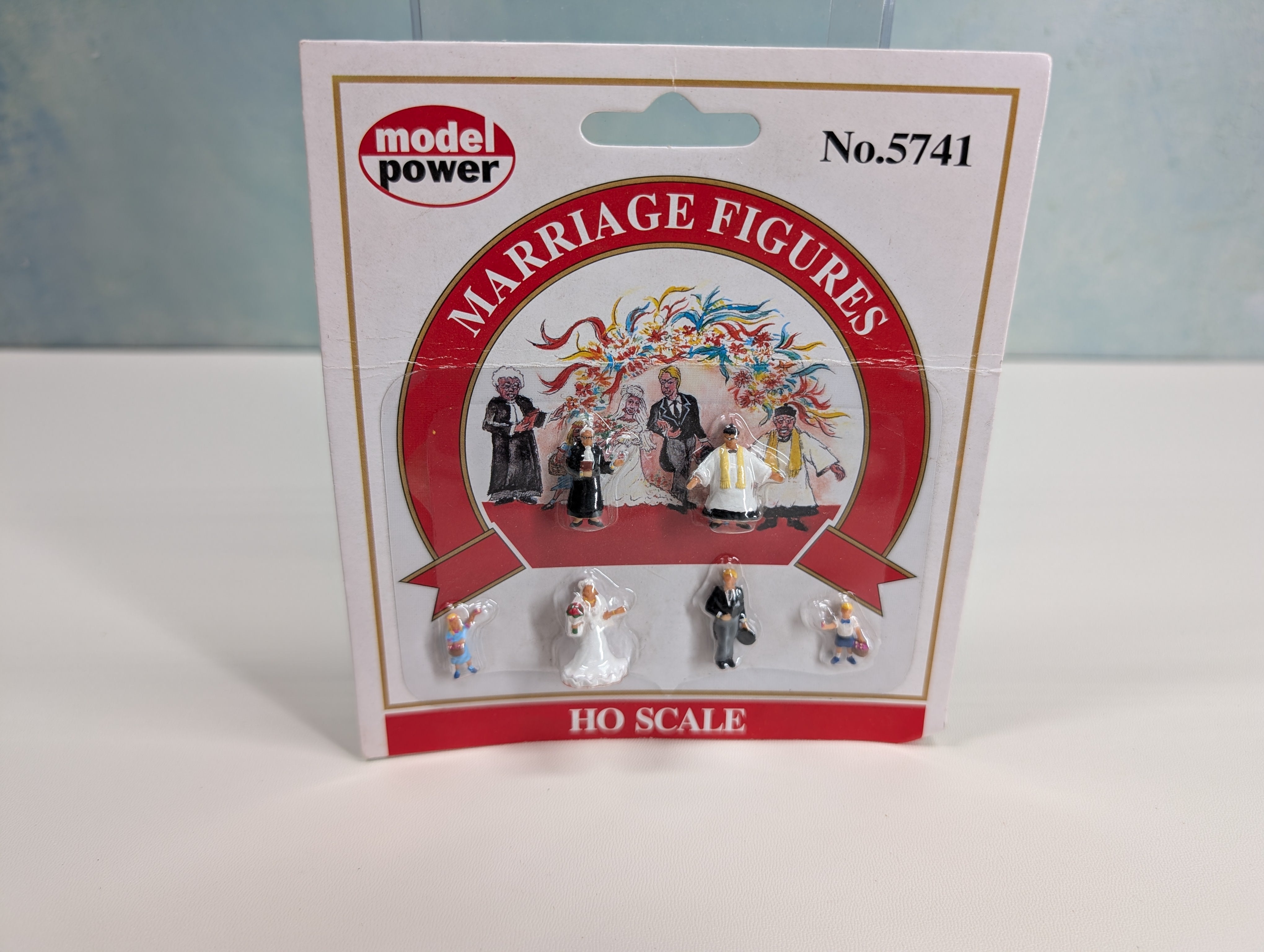 Model Power 5741 HO Scale Marriage Figures (6 pcs)