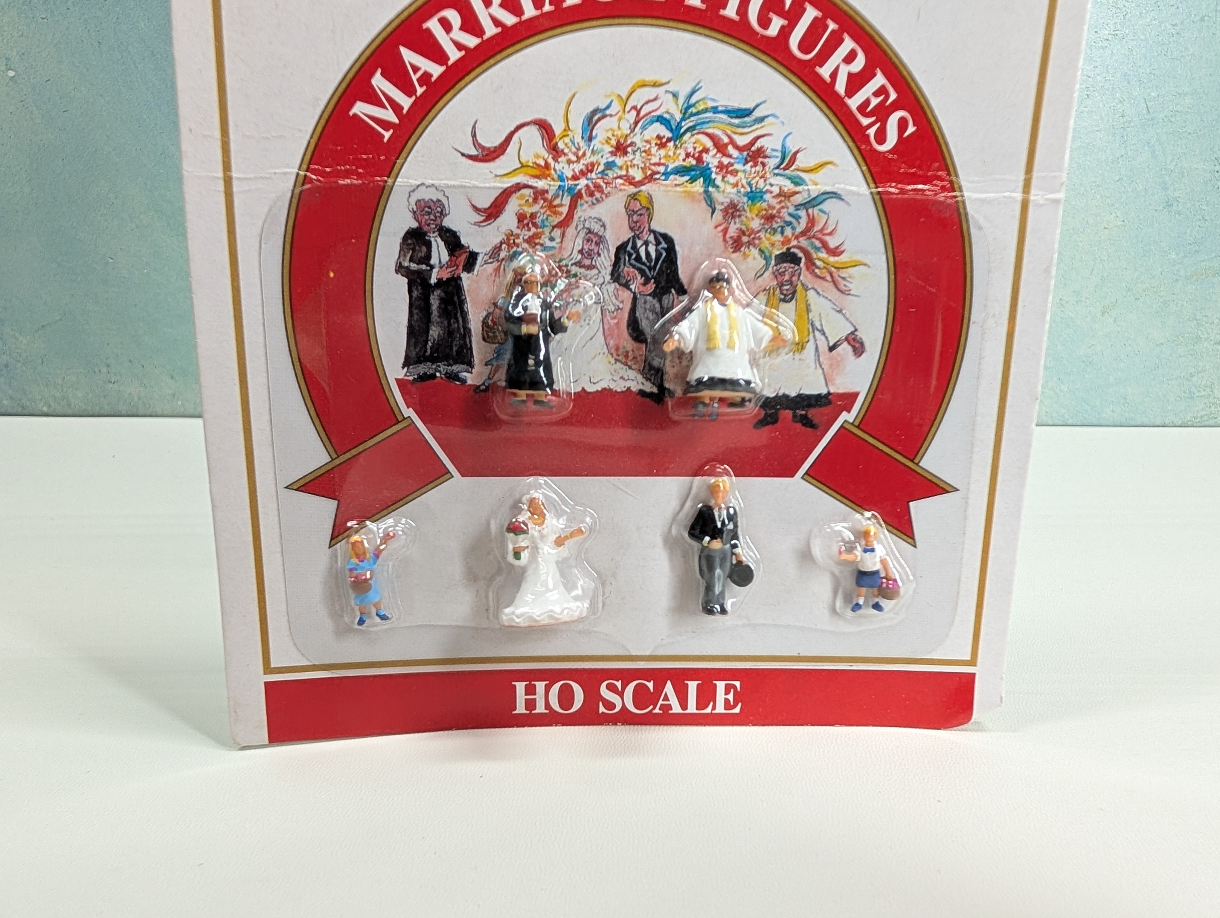 Model Power 5741 HO Scale Marriage Figures (6 pcs)