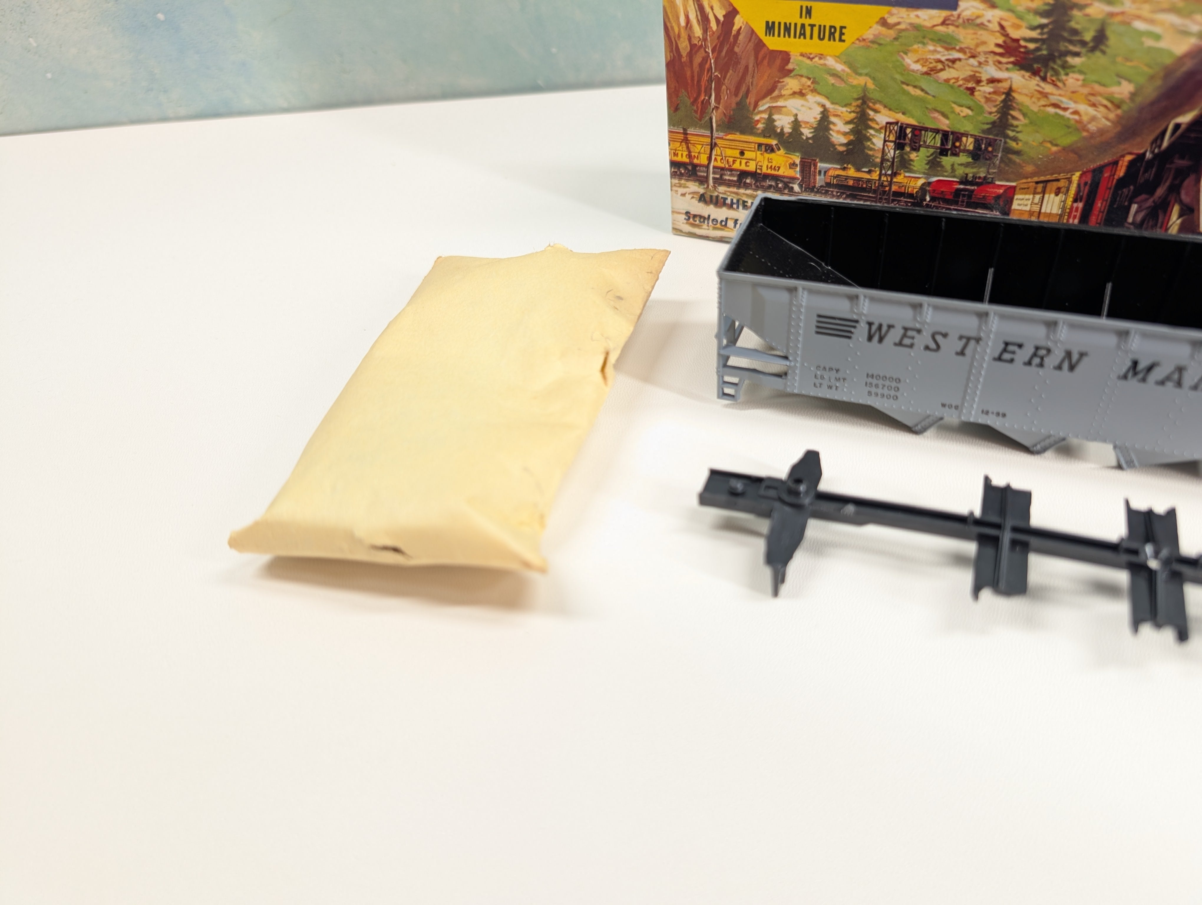 USED Athearn 1757 HO Scale Quad Hopper Western Maryland
