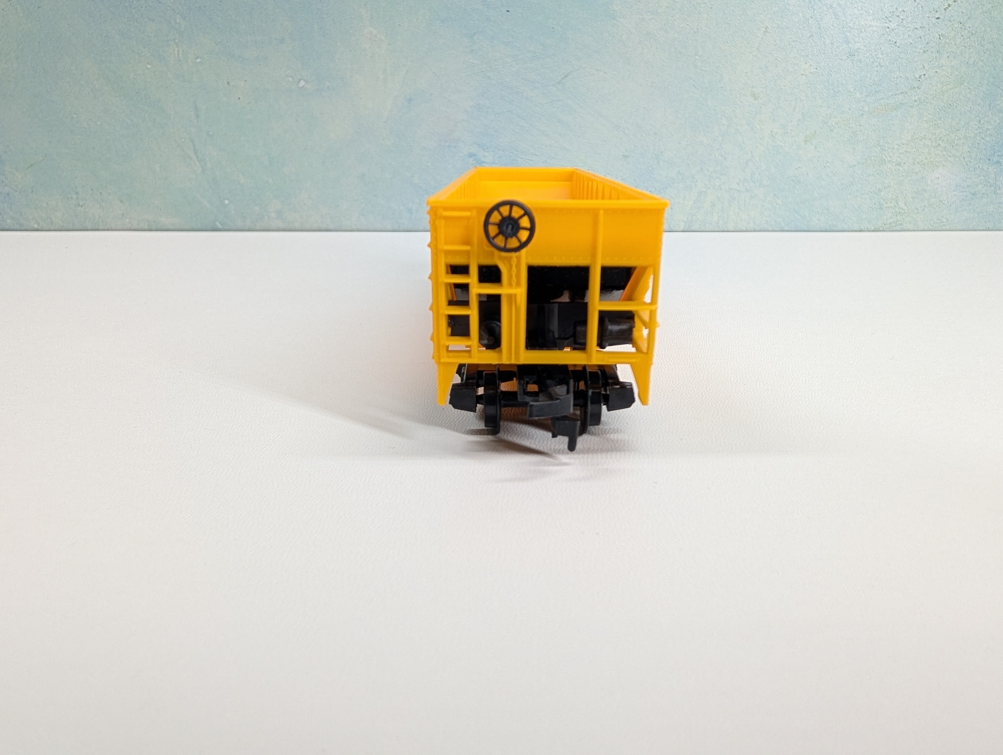 USED HO Scale Quad Hopper Union Pacific UP #62040