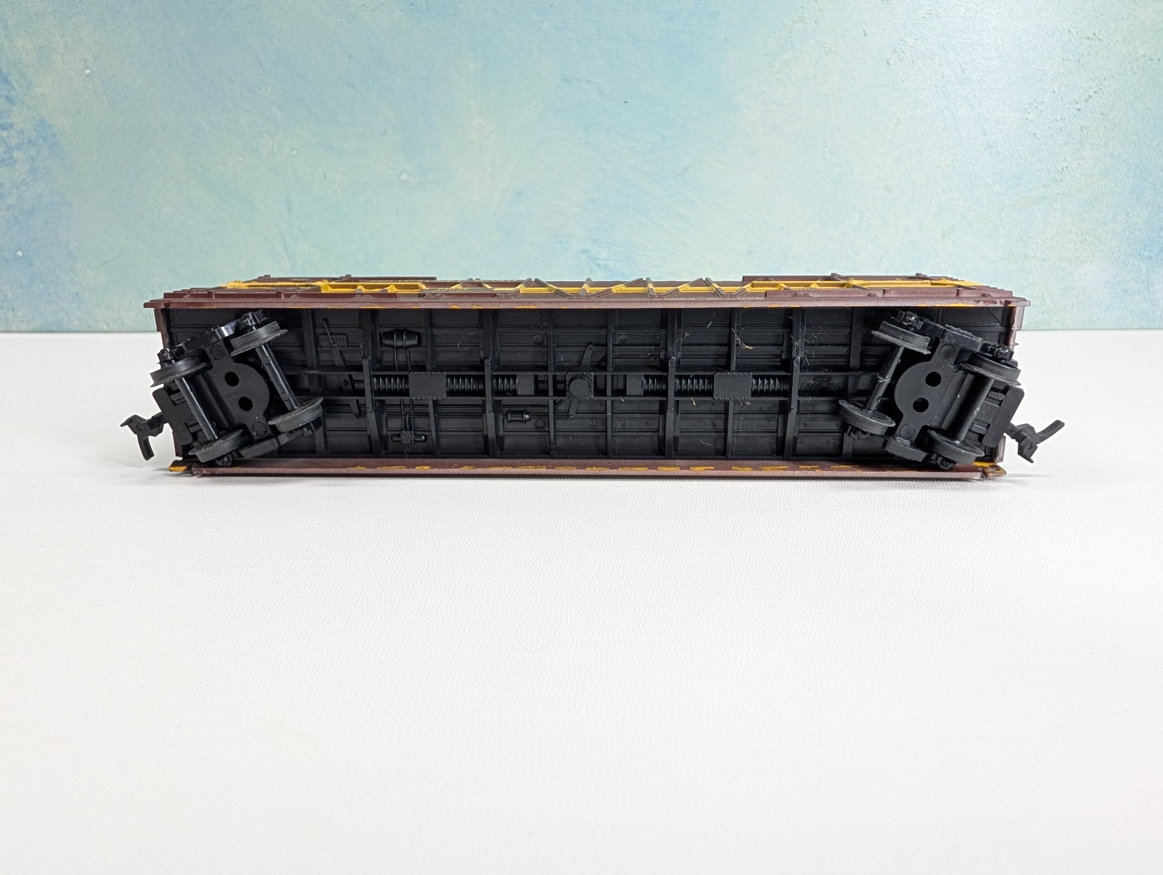USED AHM HO Scale Hydra-Cushion Livestock Cattle Car Milwaukee Road MILW #26349