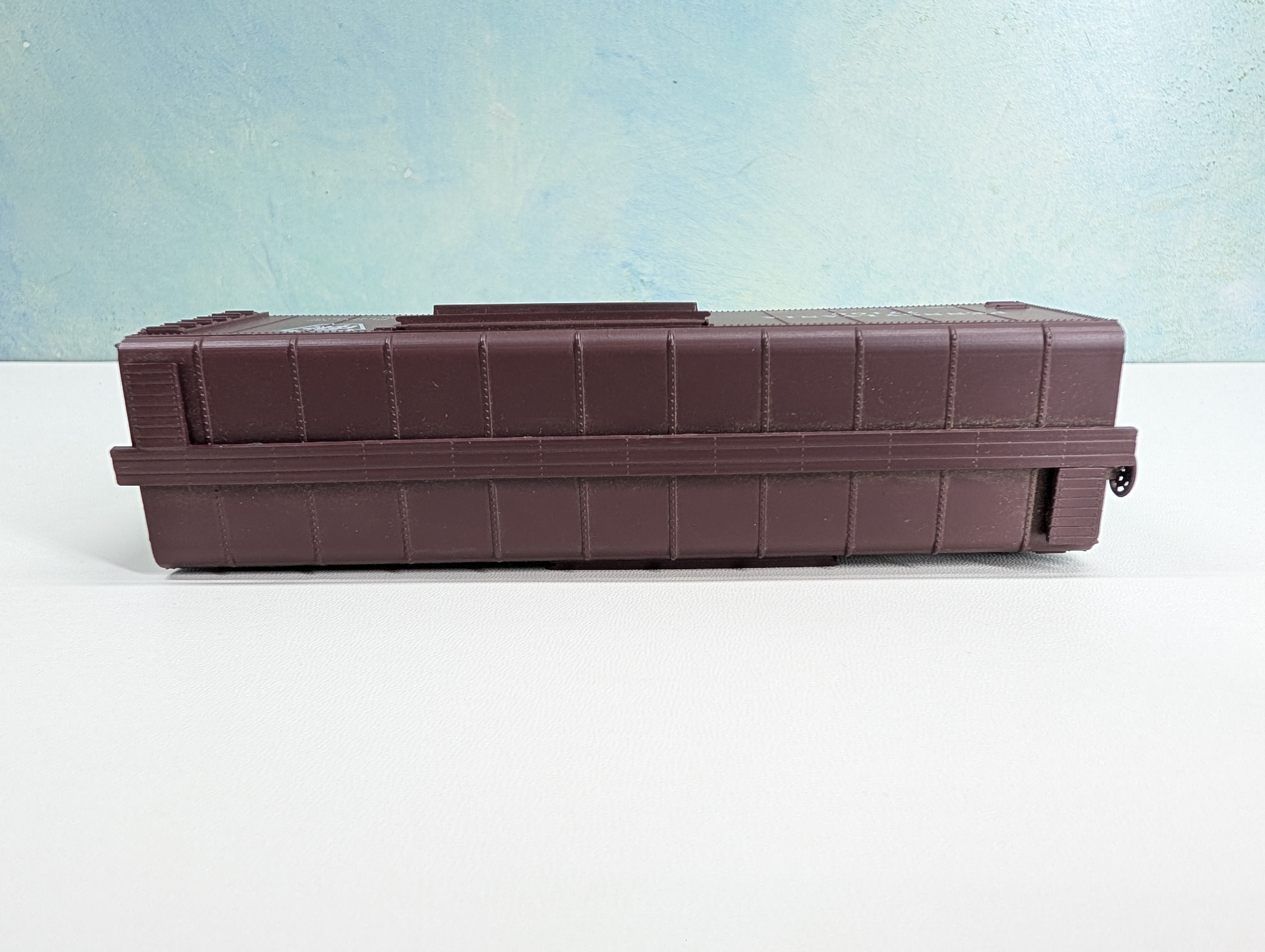 USED Roundhouse HO Scale 40' Steel Box Car Pennsylvania PRR #77100