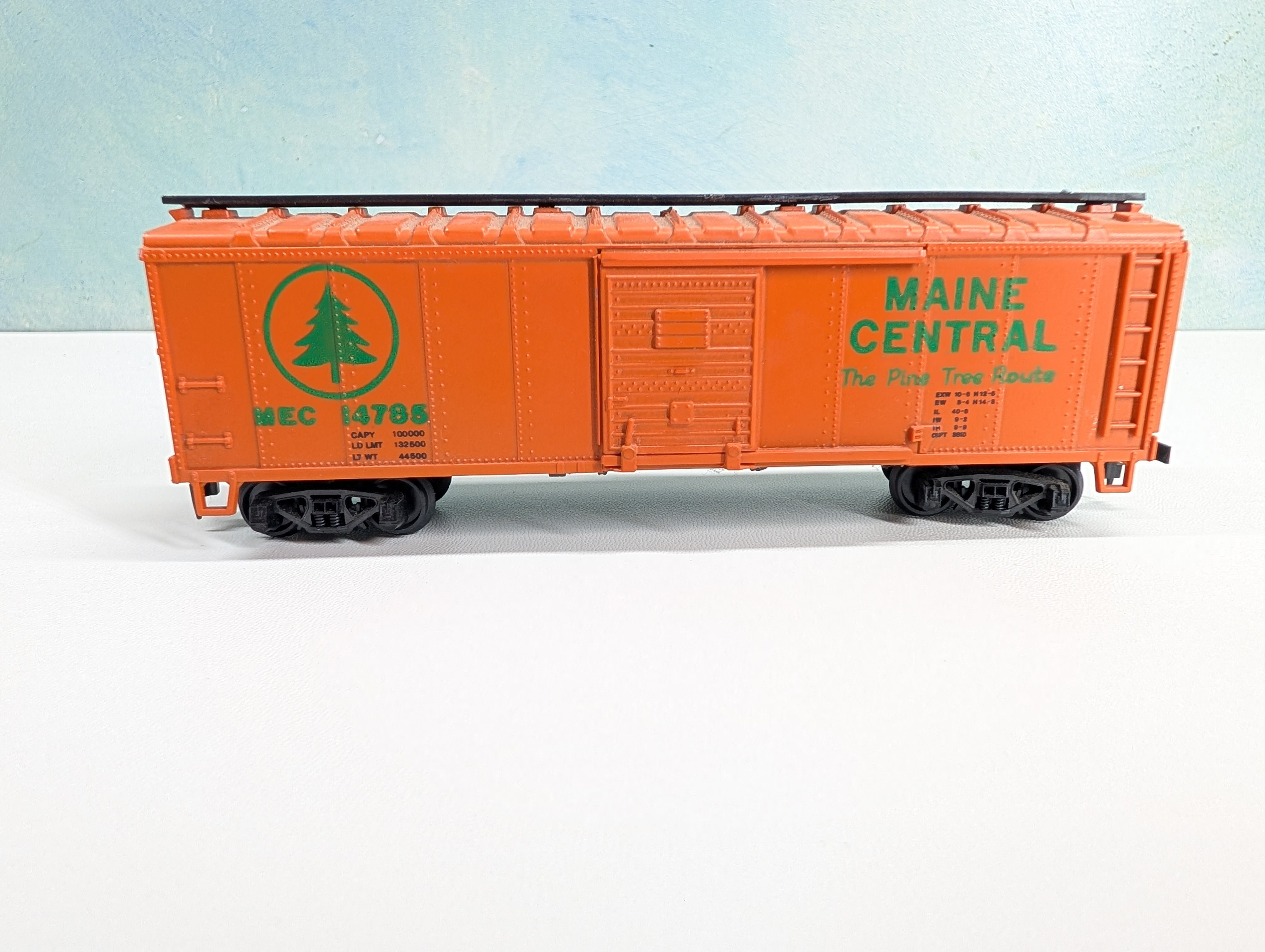 USED AHM HO Scale 41' Steel Box Car Maine Central MEC #14785