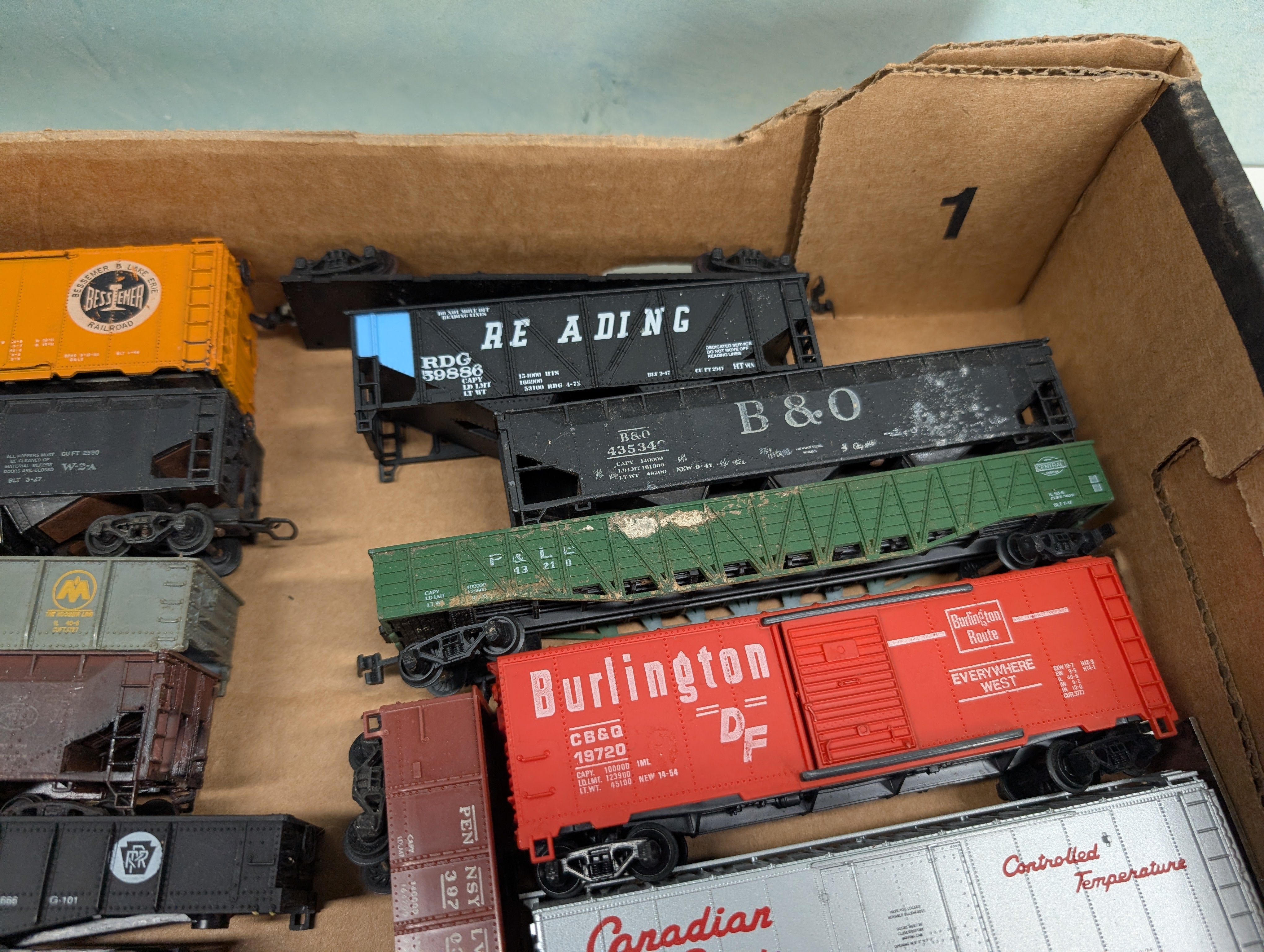 USED HO Scale Lot of Parts/Repairs Hoppers, Box Cars, + More, Junk Lot