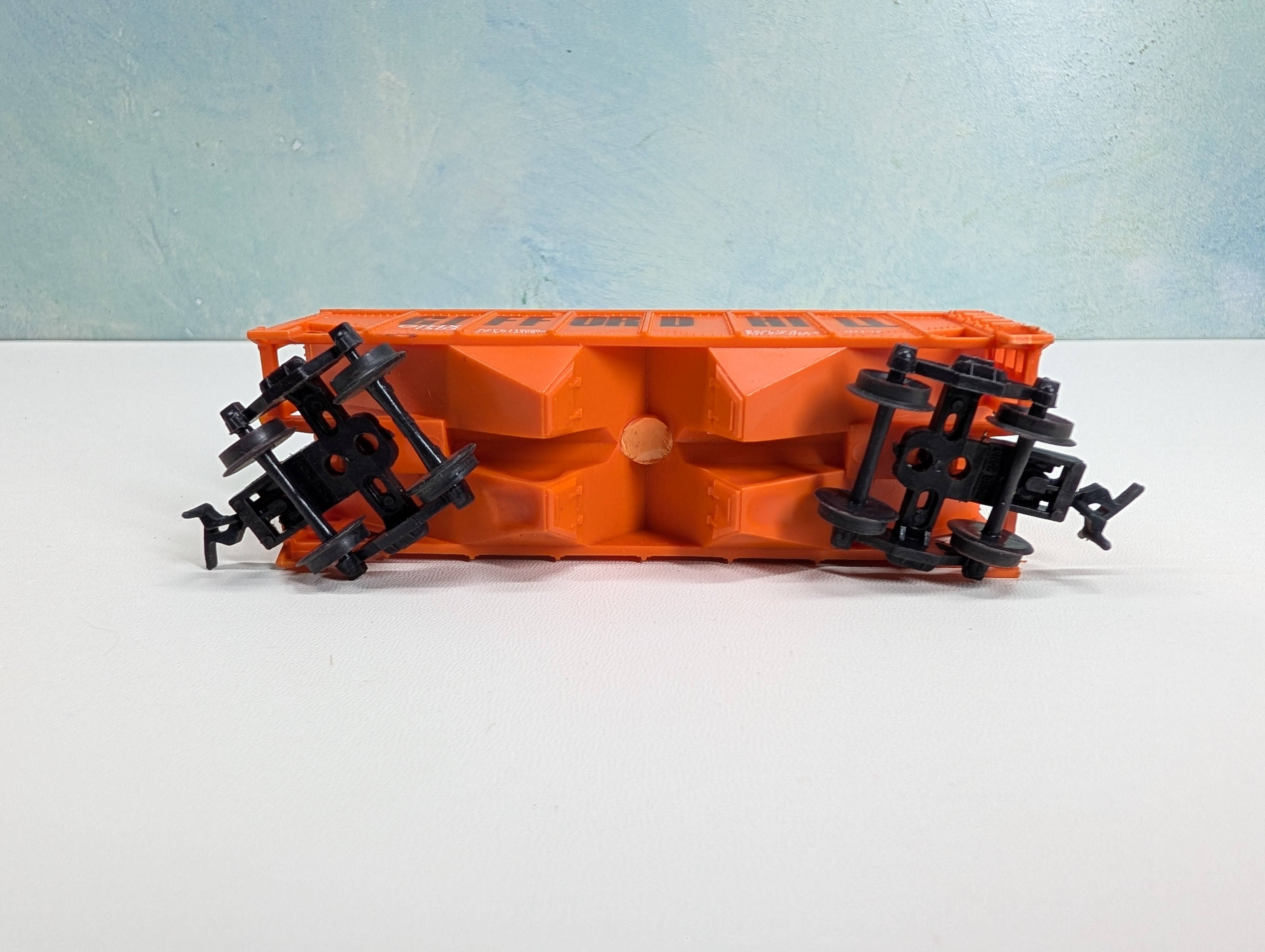 USED HO Scale 2 Bay Hopper w/ Coal Load Gifford Hill GIHX #1503 RARE
