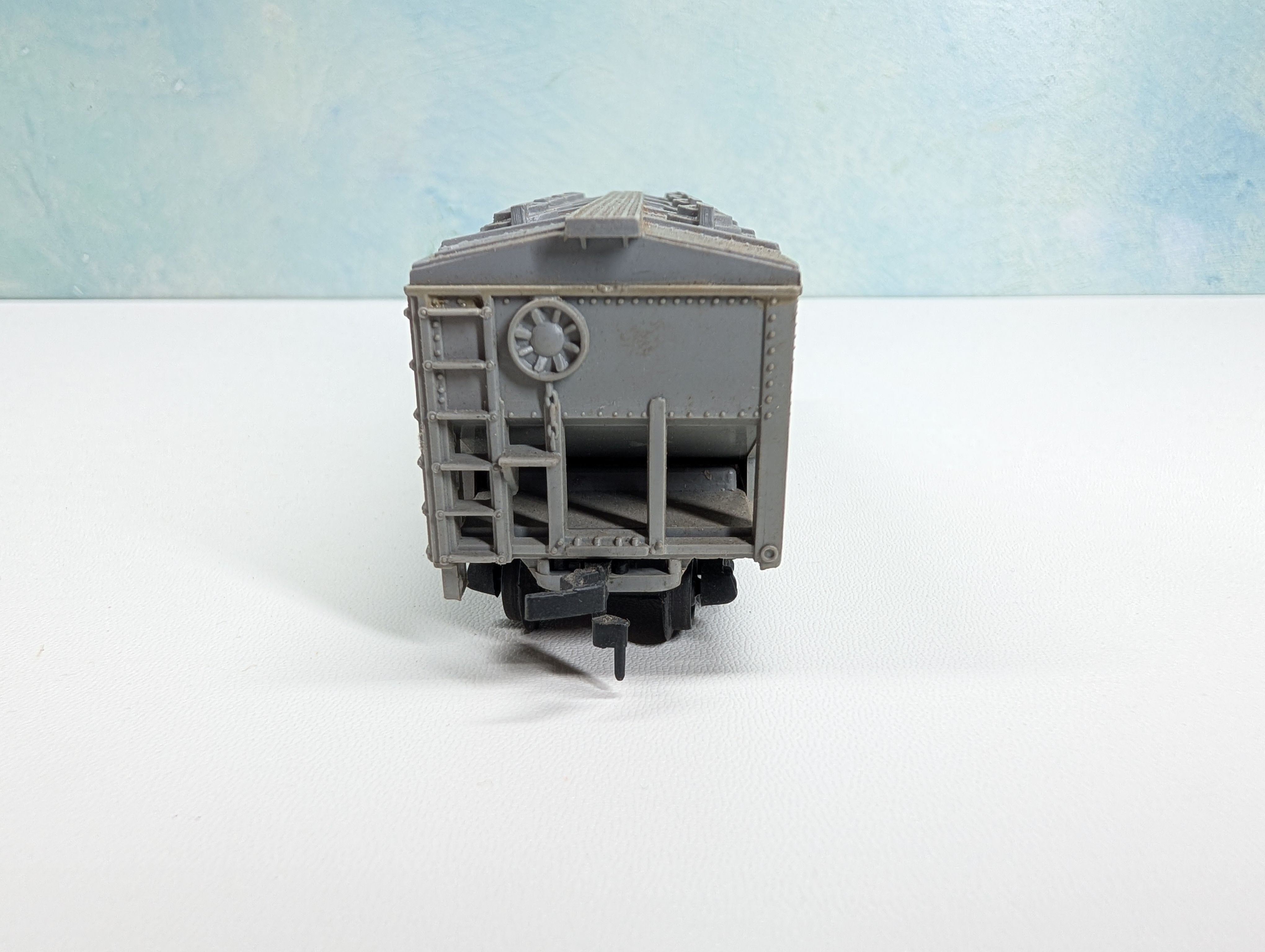USED Marx HO Scale 2 Bay Covered Hopper Lehigh Portland Cement LPCX #109