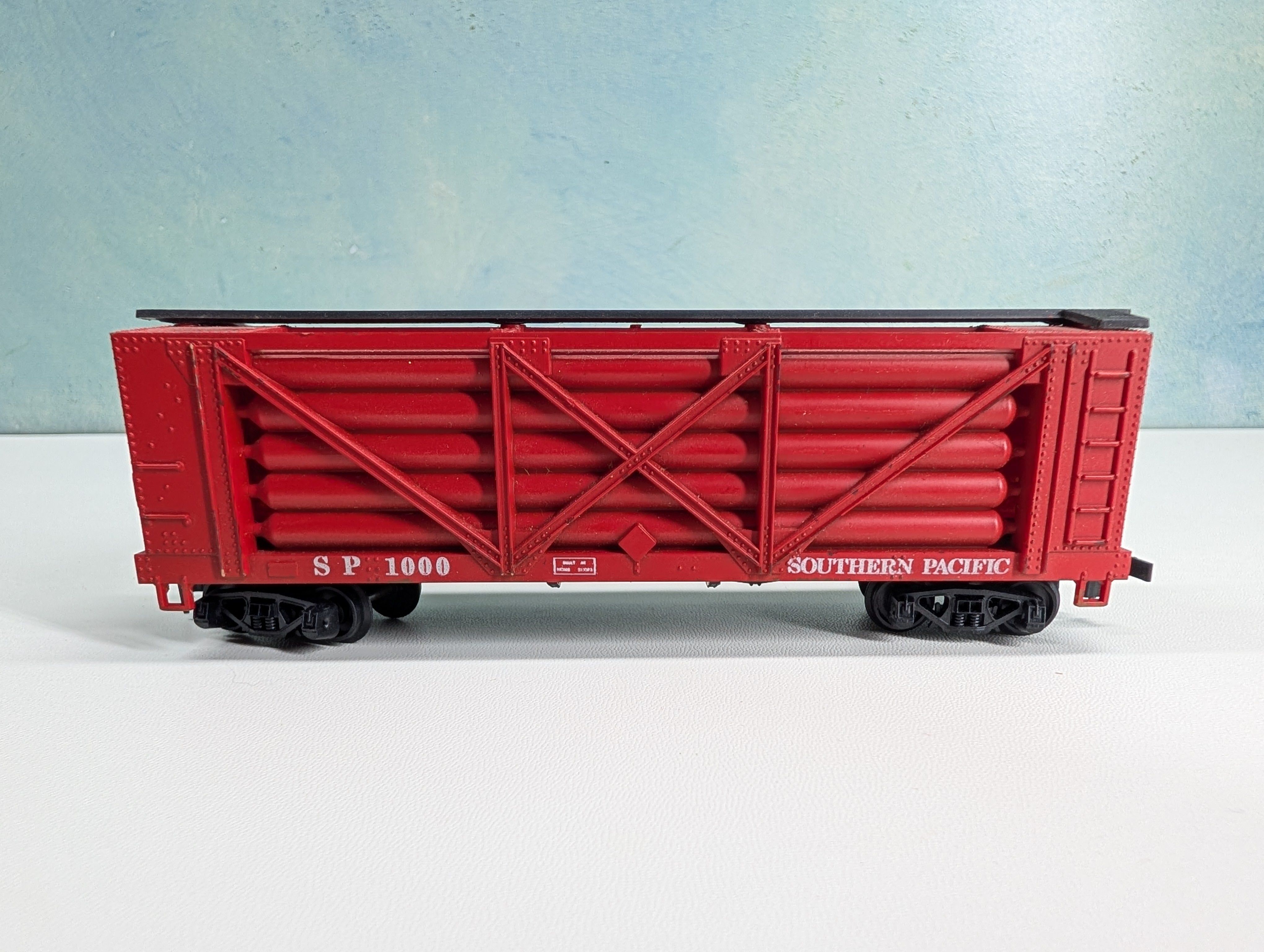 USED AHM HO Scale 40' Helium Car Southern Pacific SP #1000